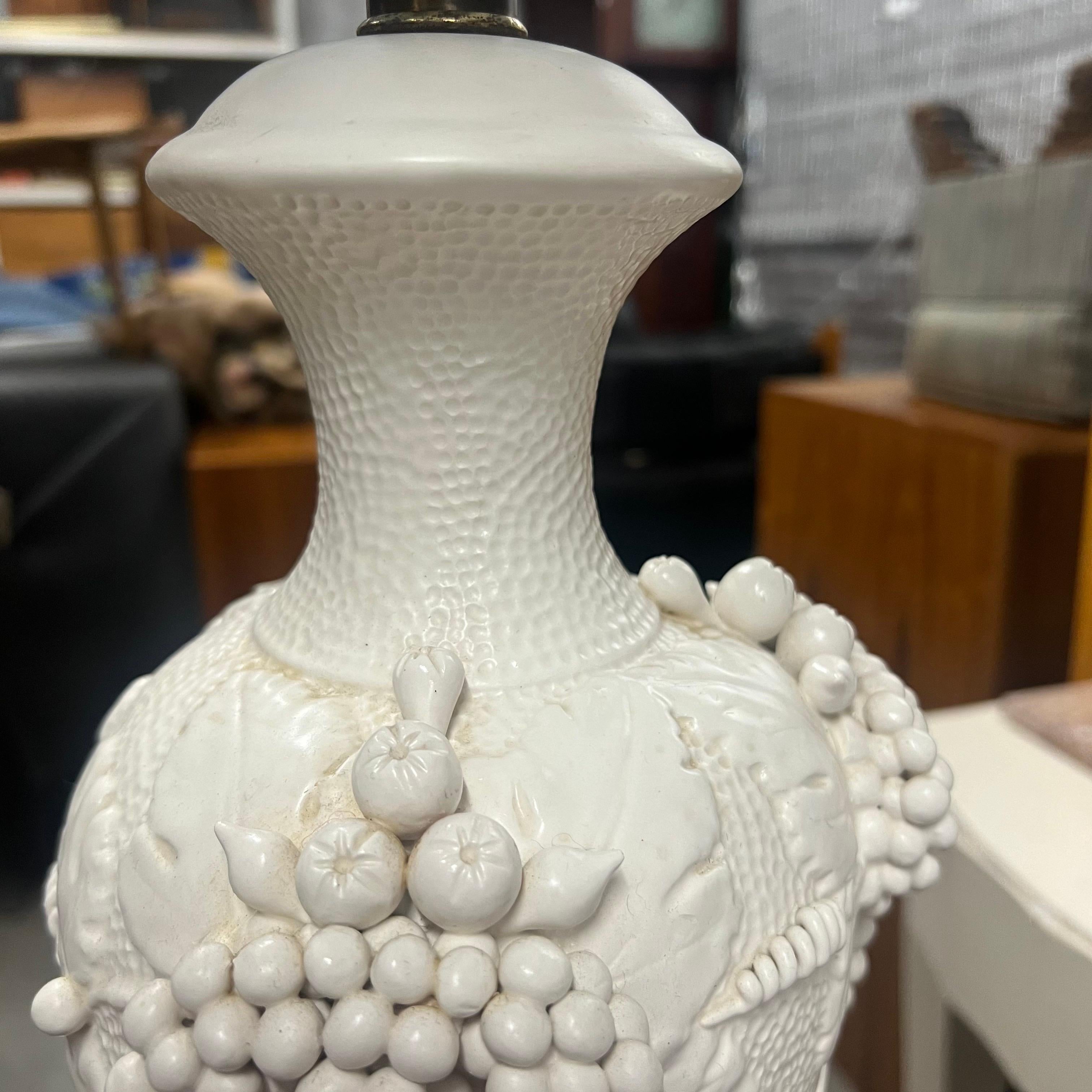 A pair of Vintage Italian White Raised Grapes and Vines Signed Lamps For Sale 3