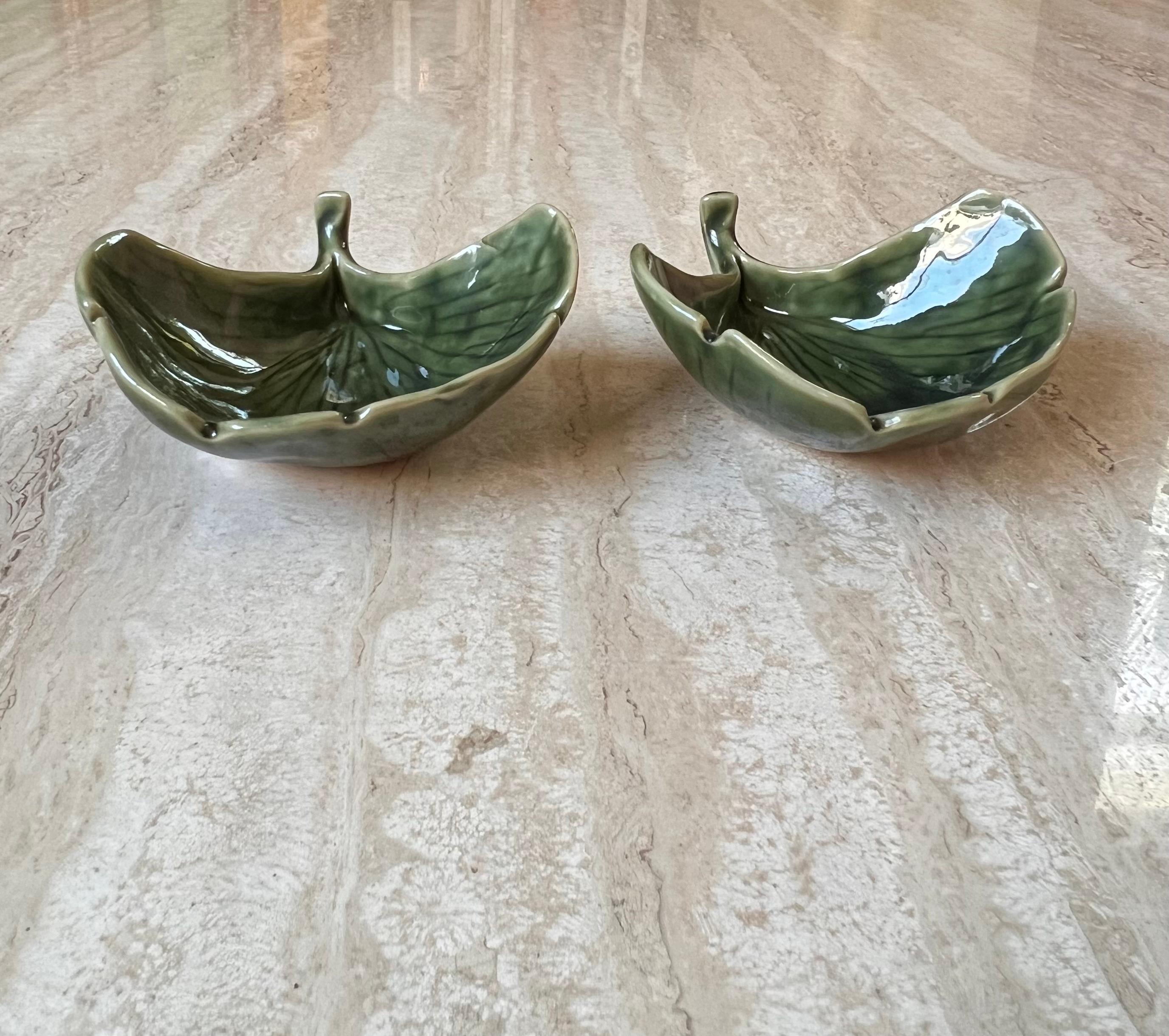 Pair of Vintage Japanese Leaf Dishes, 20th Century For Sale 1