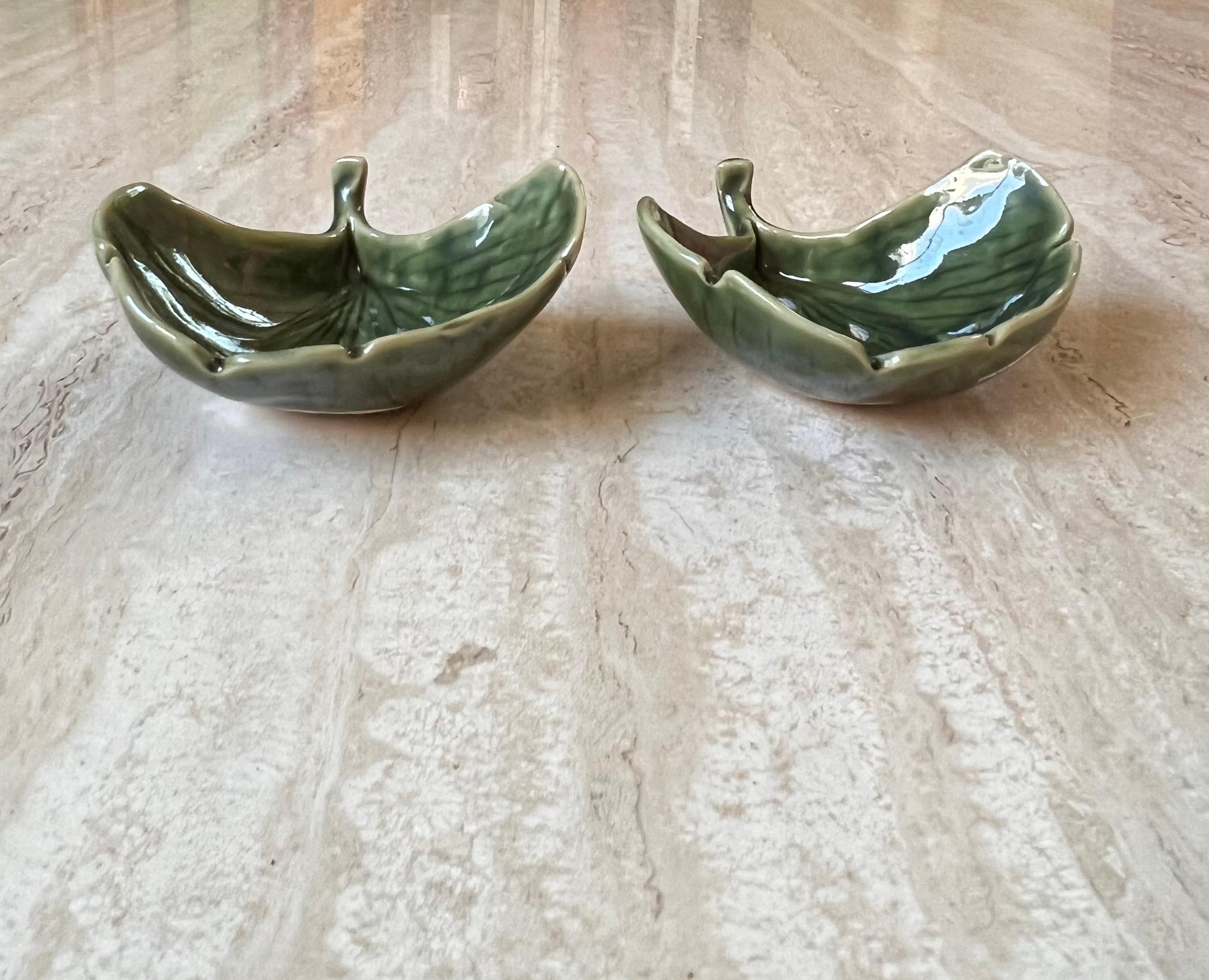 Pair of Vintage Japanese Leaf Dishes, 20th Century For Sale 2