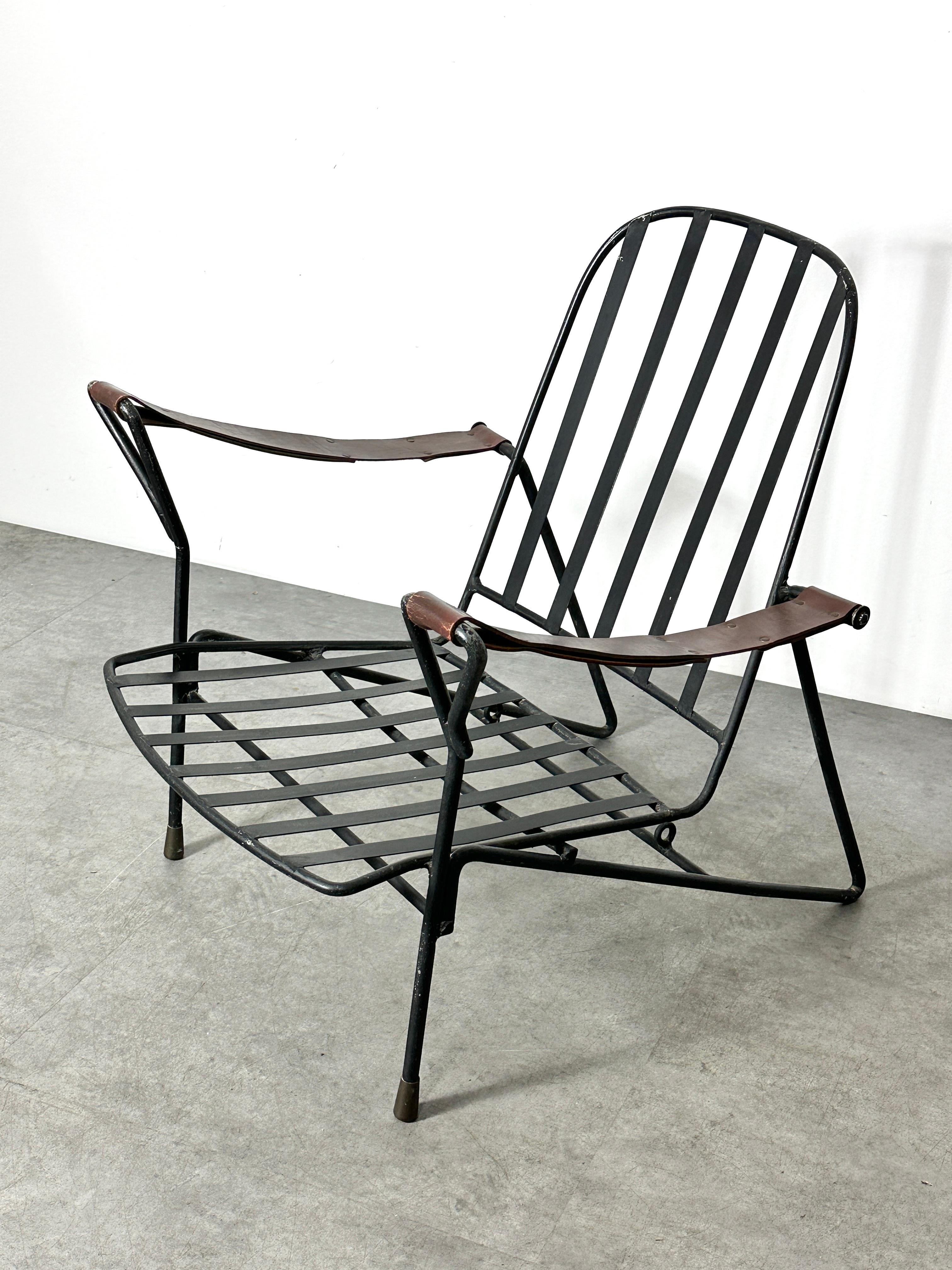 Steel A Pair of Vintage Mid Century Mexican Modern Iron Leather Lounge Chairs 1950s For Sale