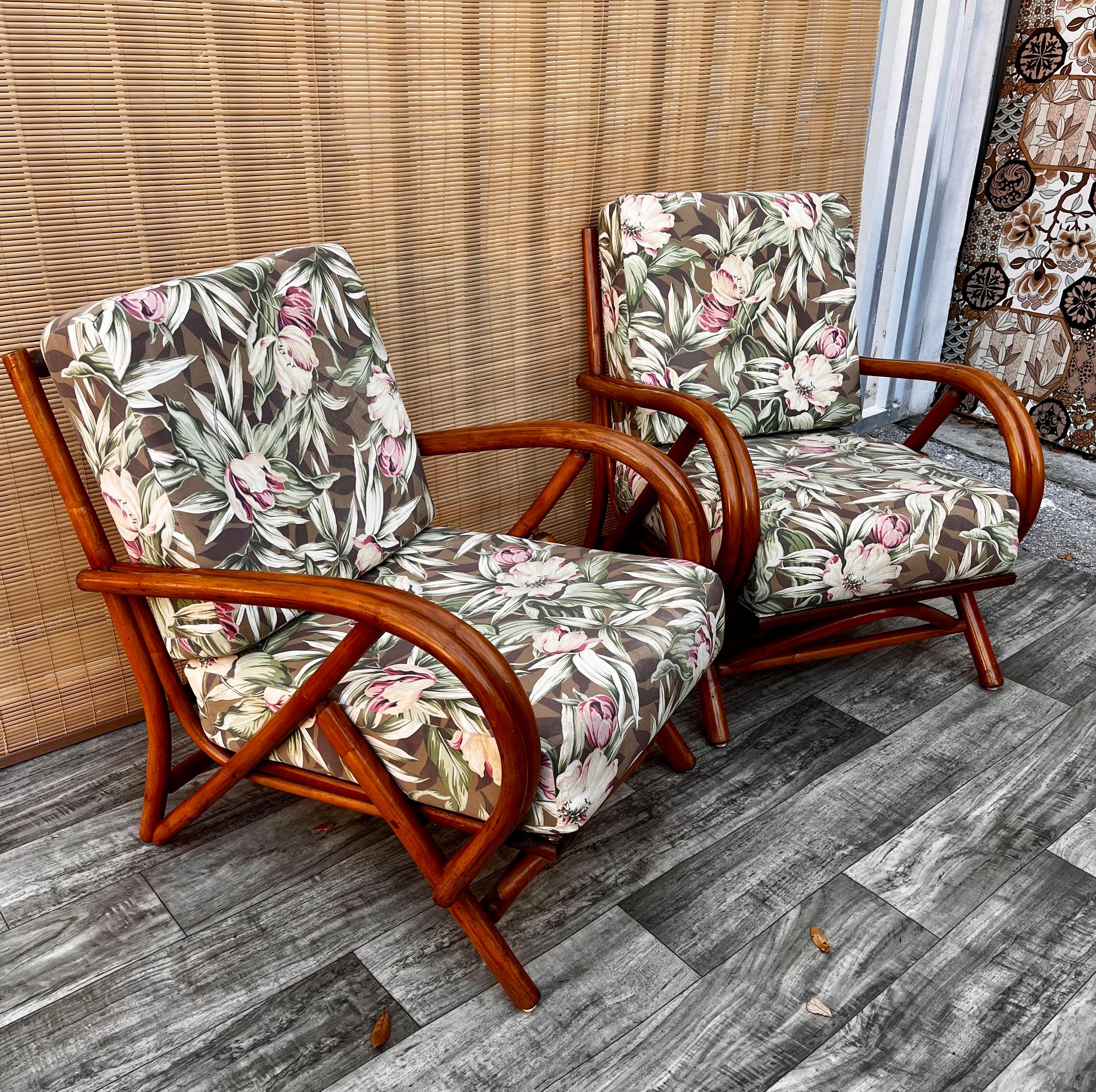 Mid-20th Century Pair of Vintage Mid-Century Modern Rattan Lounge Chairs, circa 1960s