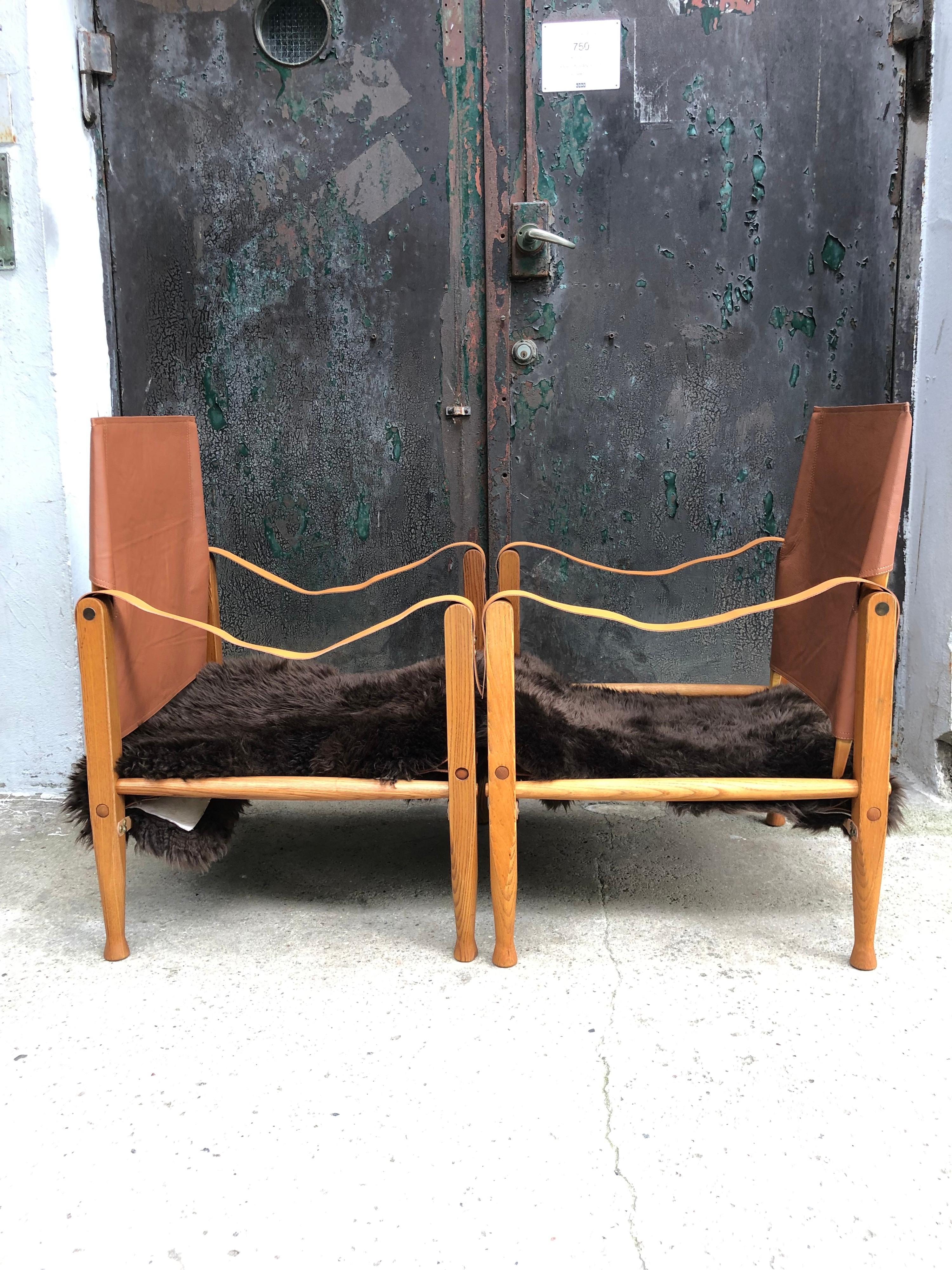 Pair of Vintage Refurbished Kaare Klint Safari Chairs from the 1960s For Sale 9