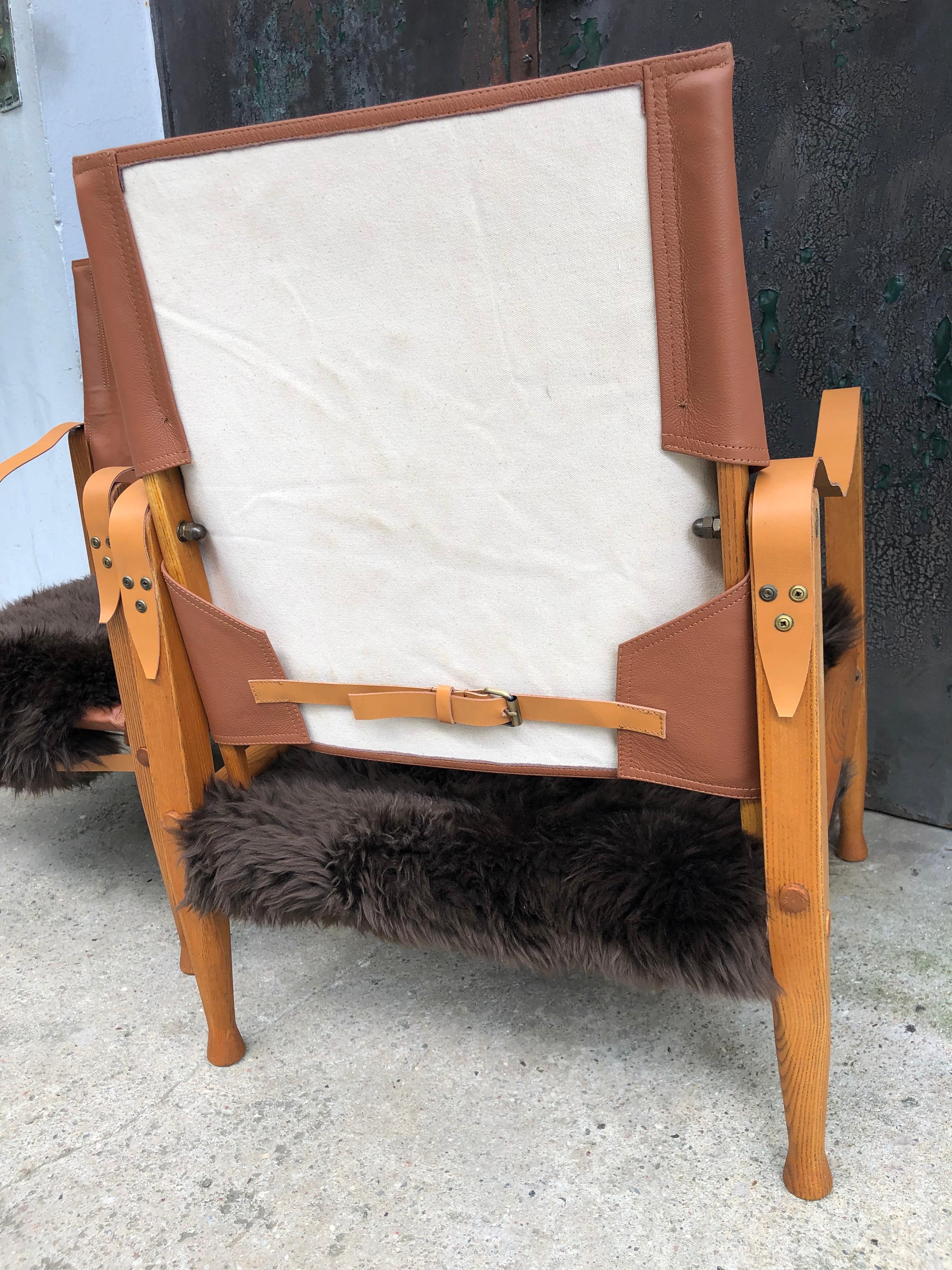 Mid-20th Century Pair of Vintage Refurbished Kaare Klint Safari Chairs from the 1960s For Sale