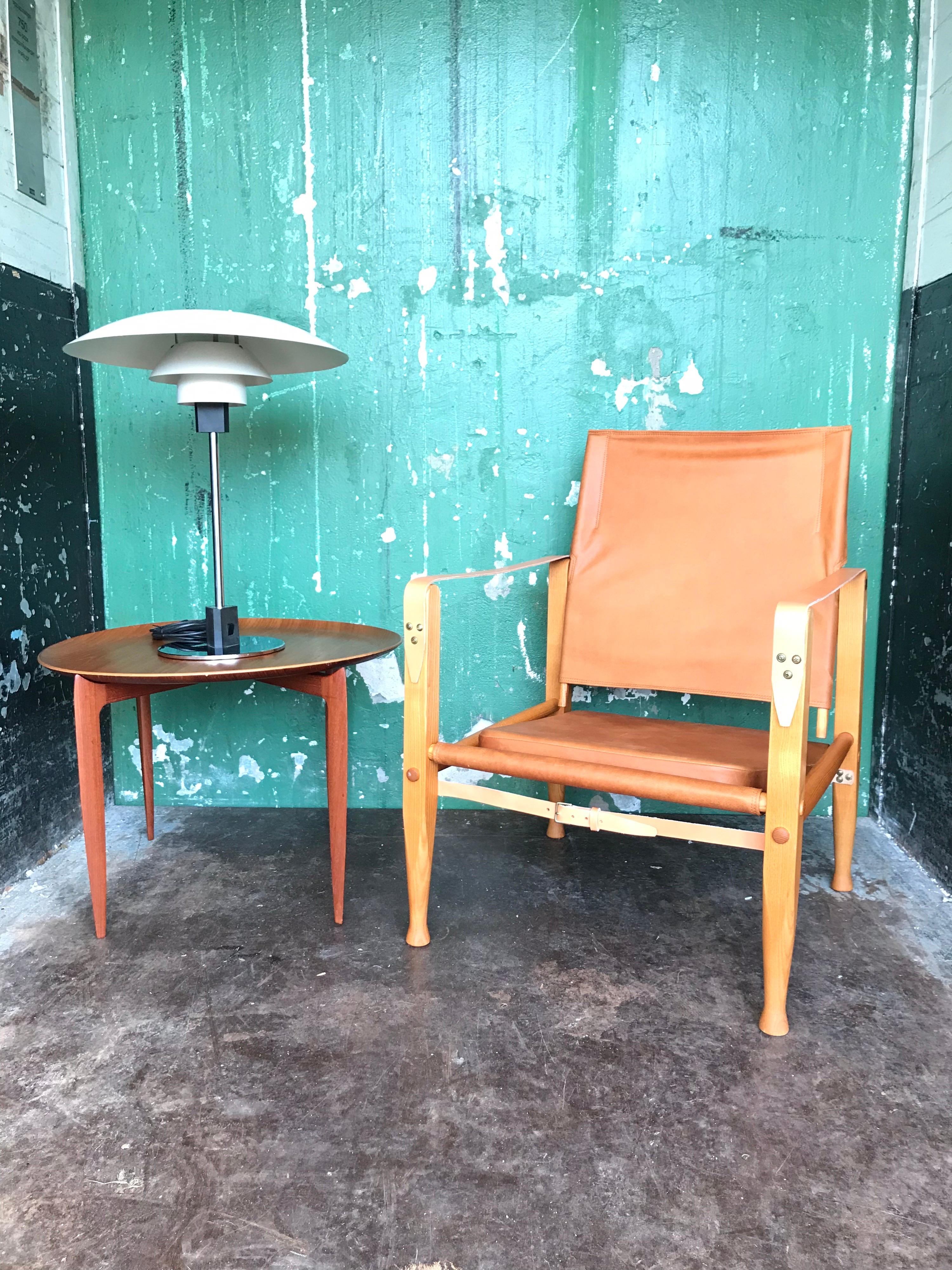 Pair of Vintage Refurbished Kaare Klint Safari Lounge Chairs 4