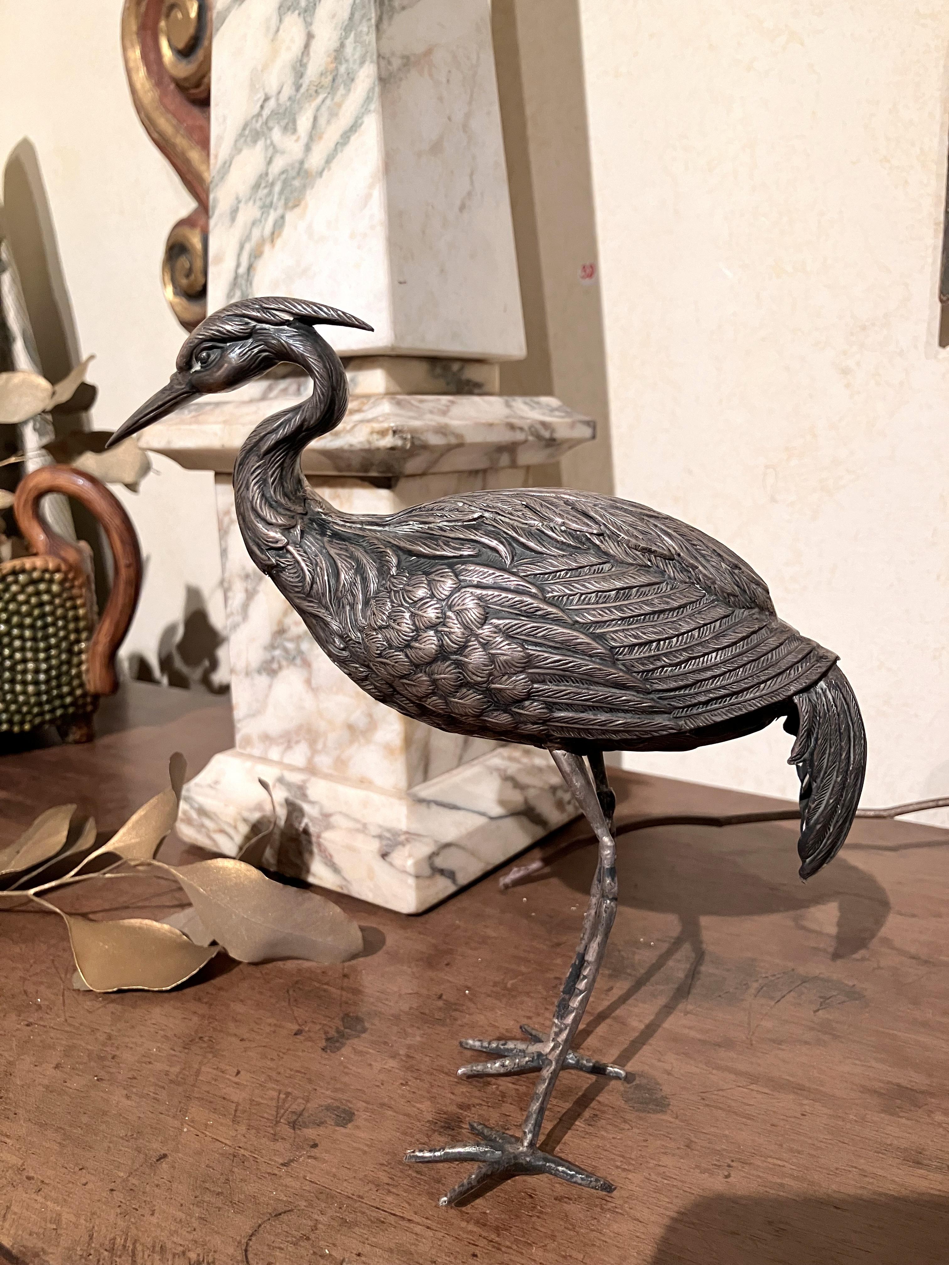 Ein Paar silberne Heronvogel-Deko-Skulpturen aus Vintage (20. Jahrhundert) im Angebot