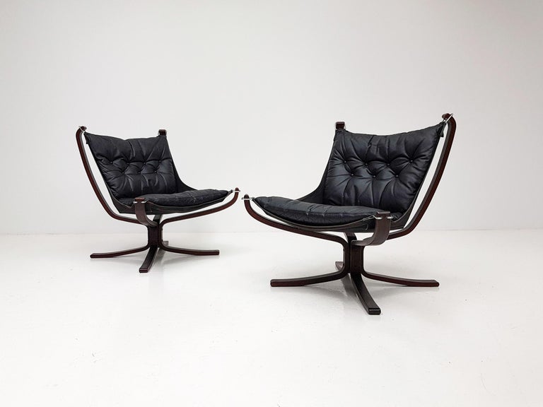 pair-of-vintage-x-framed-sigurd-ressell-designed-falcon-chairs-1970s