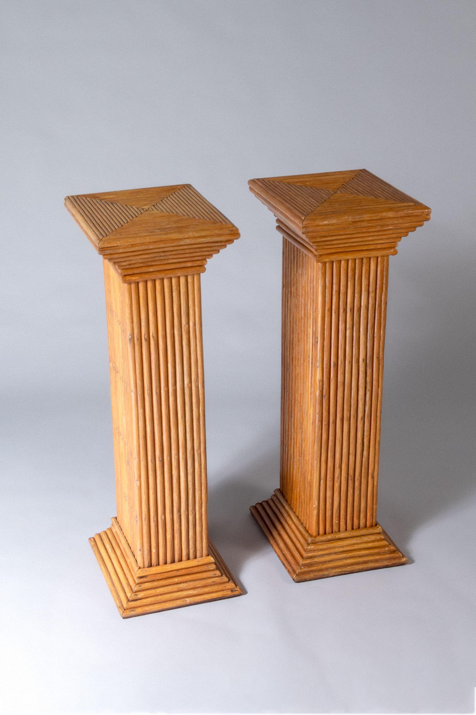A Pair of Vivai del Sud Rattan Bamboo Pedestals  Glass Top Console Table For Sale 1