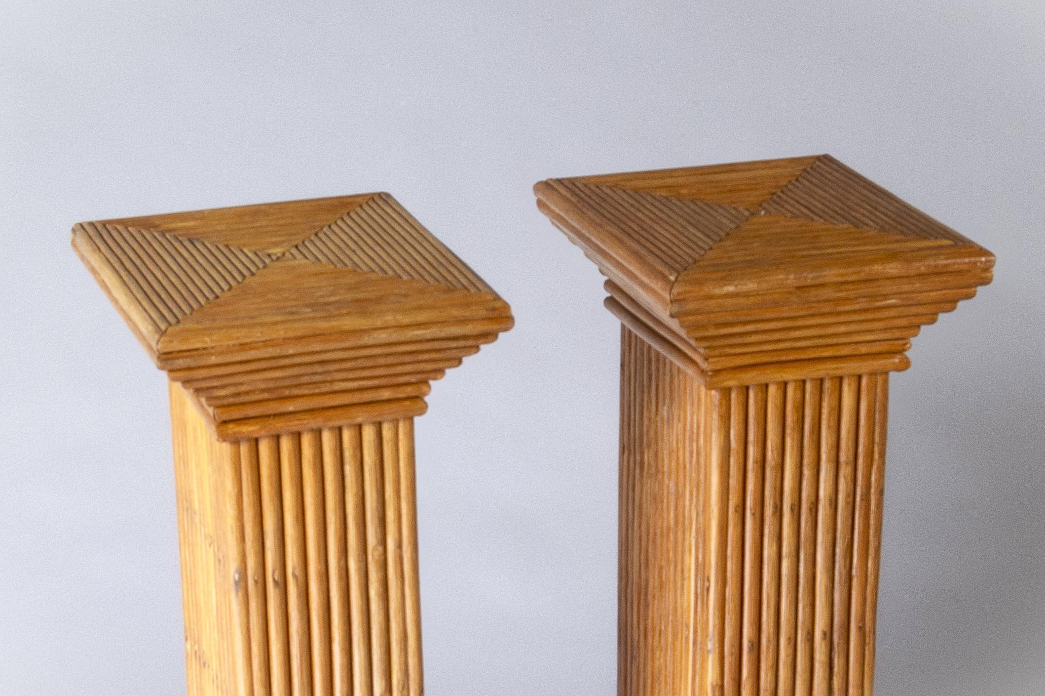 A Pair of Vivai del Sud Rattan Bamboo Pedestals  Glass Top Console Table For Sale 3