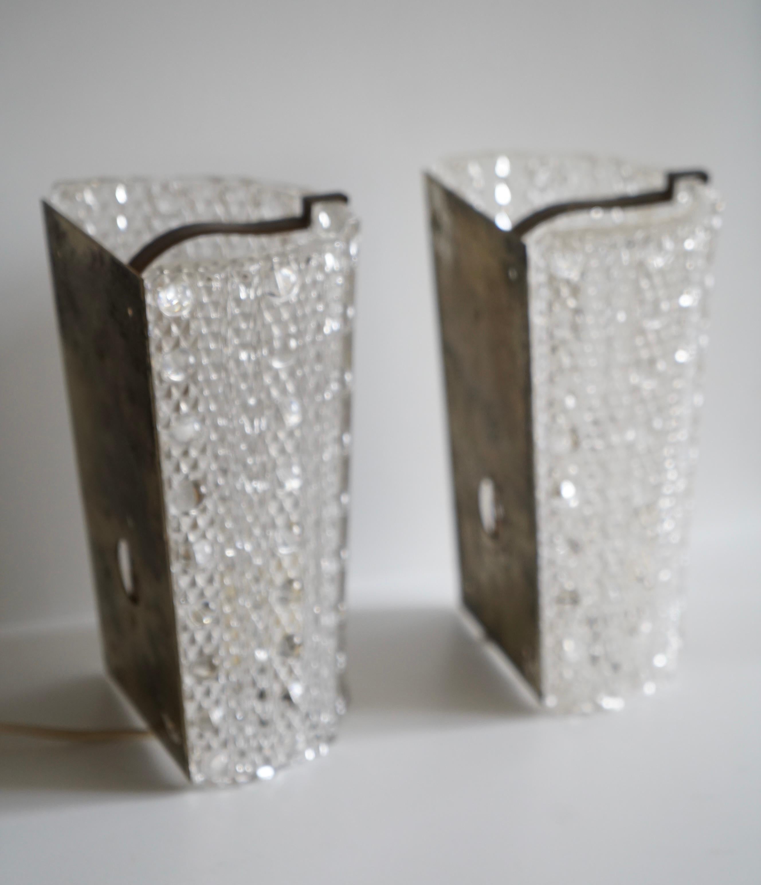 Art Glass A pair of wall lights by Orrefors / 2 pairs available For Sale