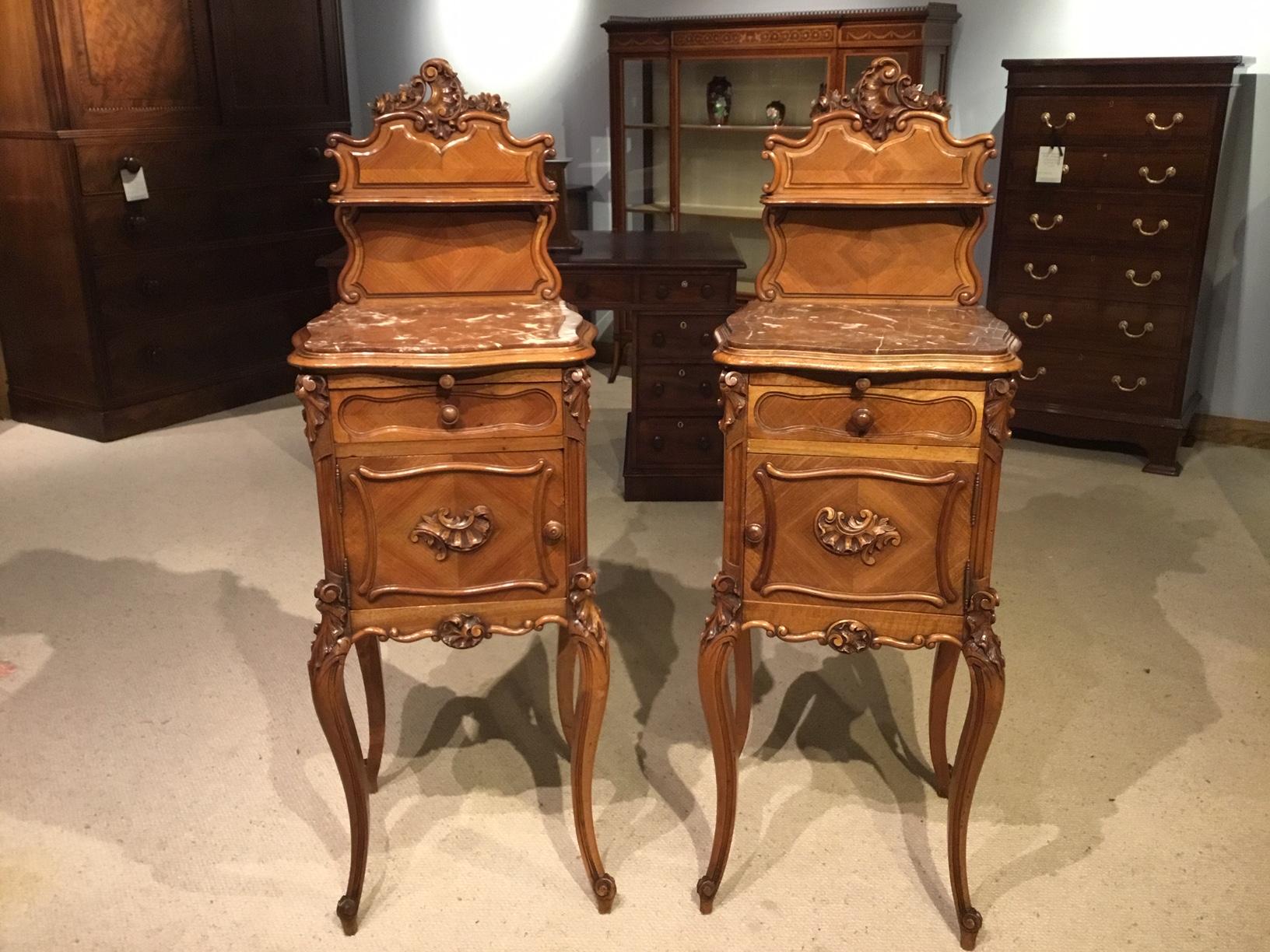 Pair of Walnut French Late 19th Century Bedside Cabinets For Sale 2