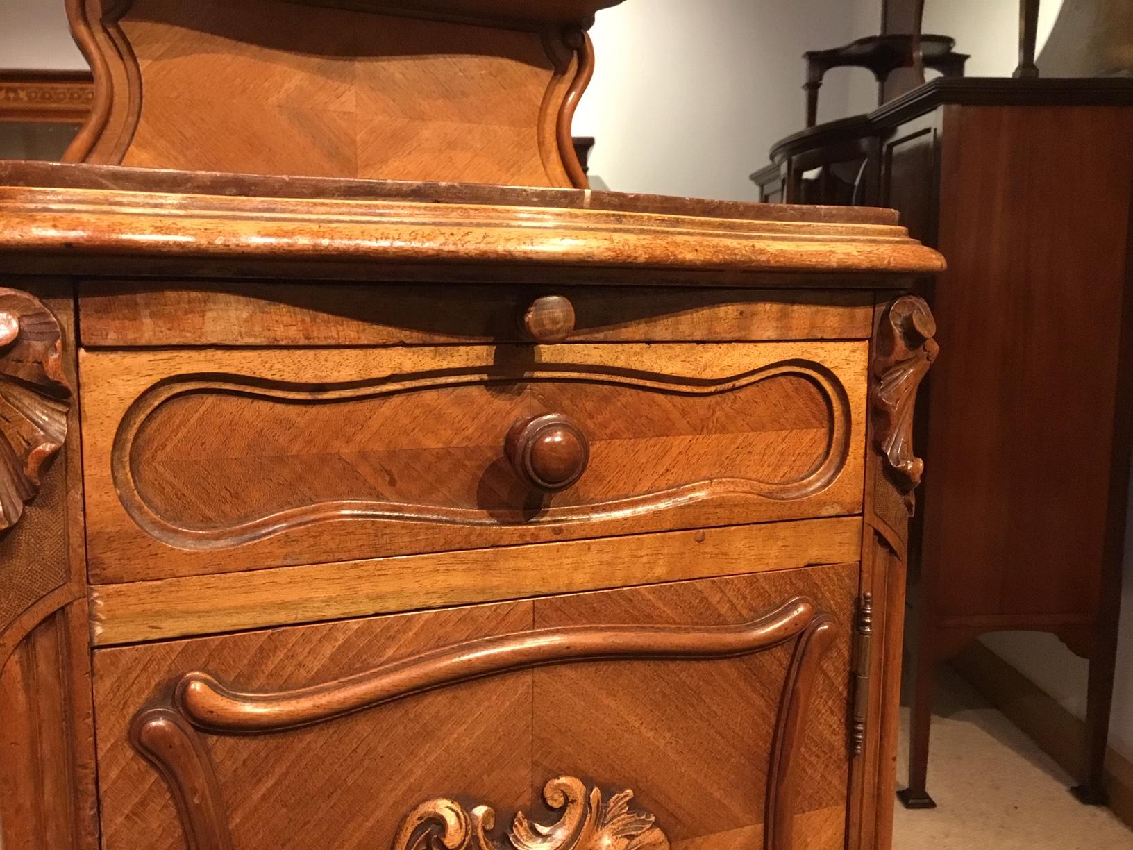 Pair of Walnut French Late 19th Century Bedside Cabinets For Sale 6