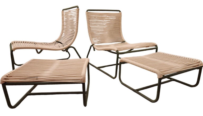 20th Century A Pair of Walter Lamb Sleigh Chairs and Ottomans for Brown Jordan c. 1960  For Sale