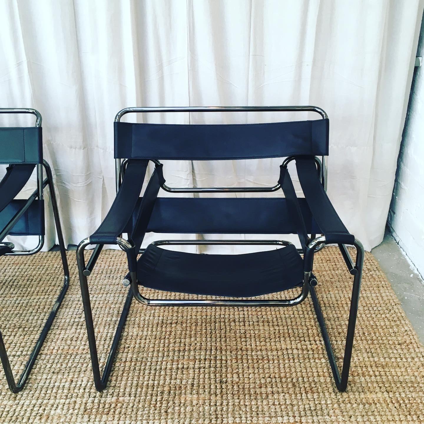 Pair of Wassily Chairs with Anodised Black Frames, Italy, 1980s 5