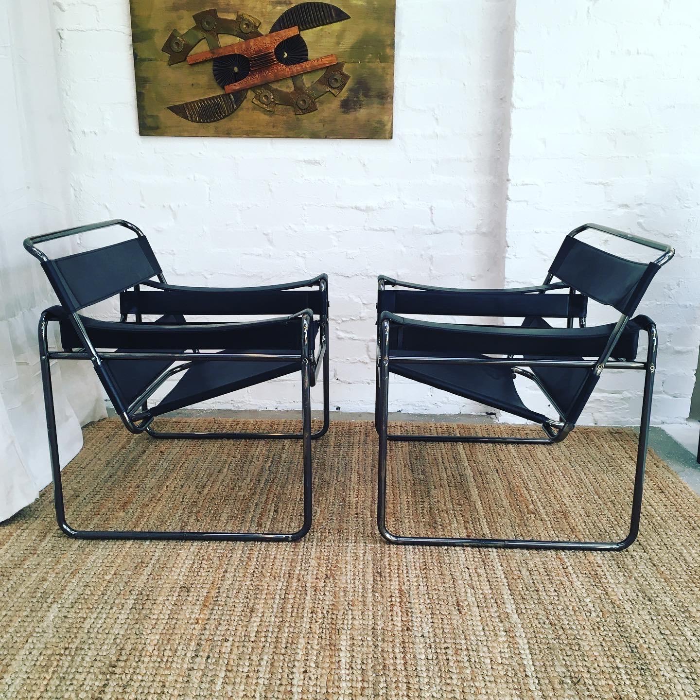 Pair of Wassily Chairs with Anodised Black Frames, Italy, 1980s 2