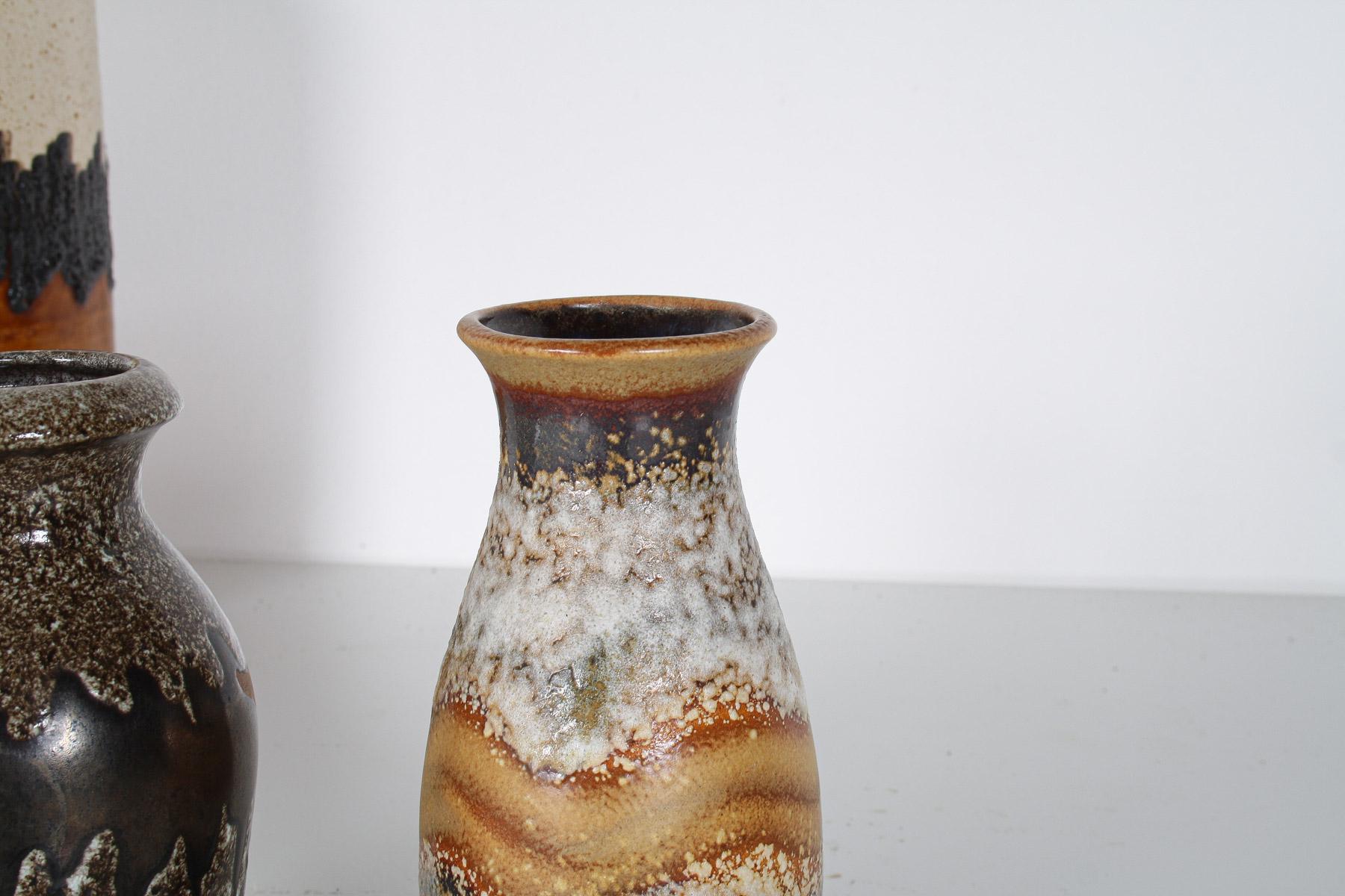 Paire de vases à lave en West German Pottery dans des tons terreux et vibrants - Shelf Art en vente 2