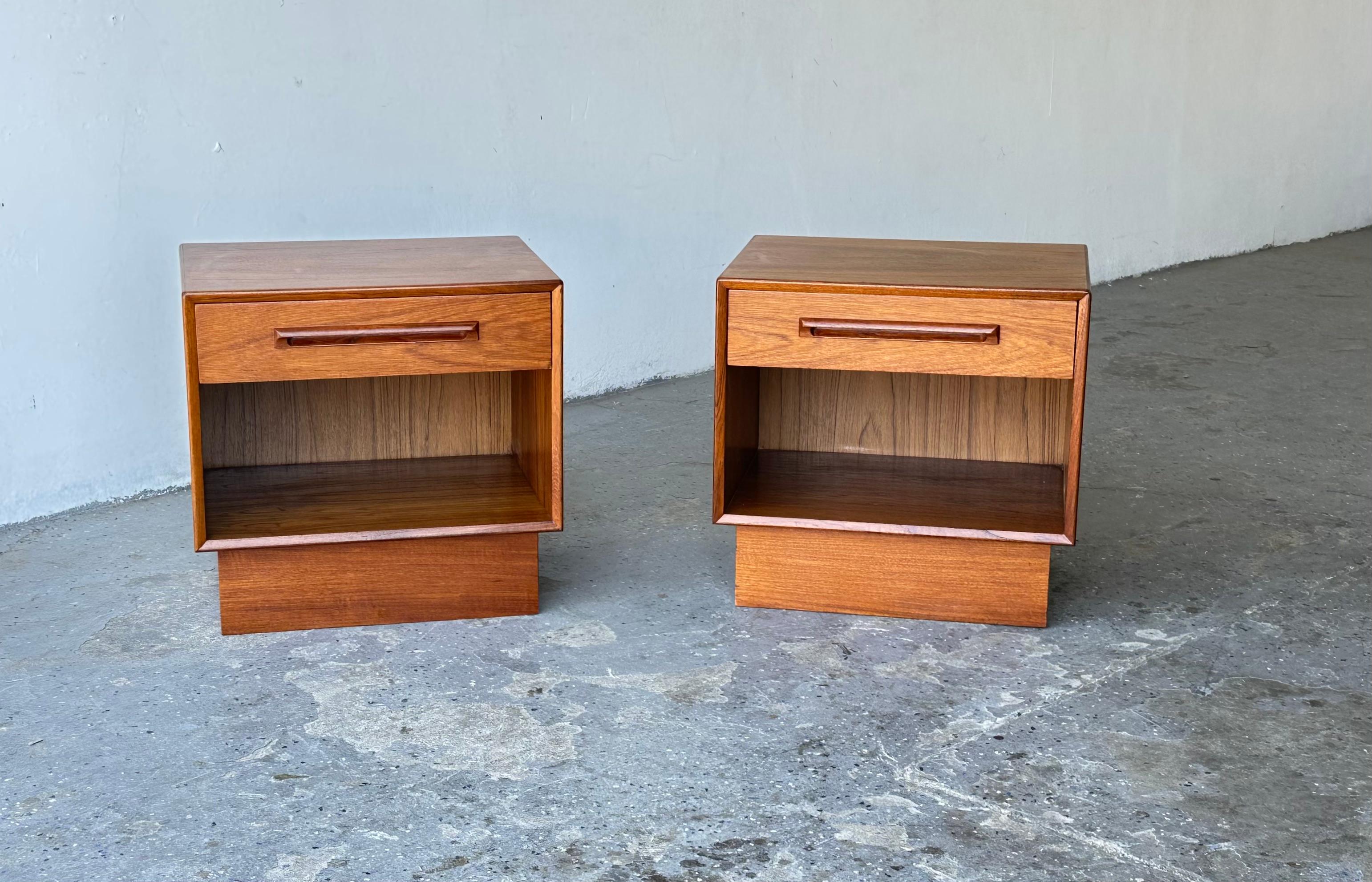 Pair of Westnofa Midcentury Danish Modern Teak Nightstand / End Tables For Sale 6