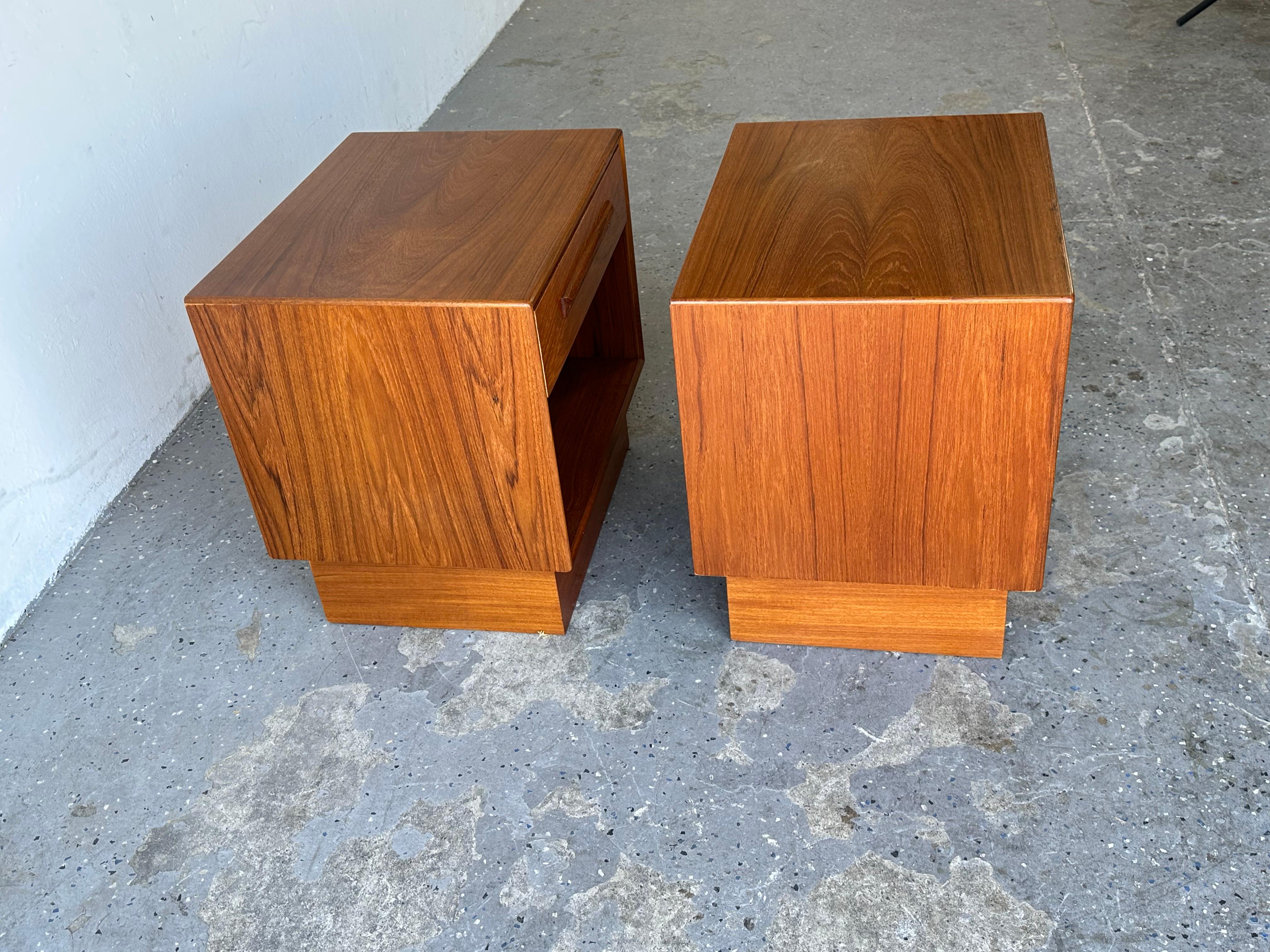 Pair of Westnofa Midcentury Danish Modern Teak Nightstand / End Tables For Sale 2