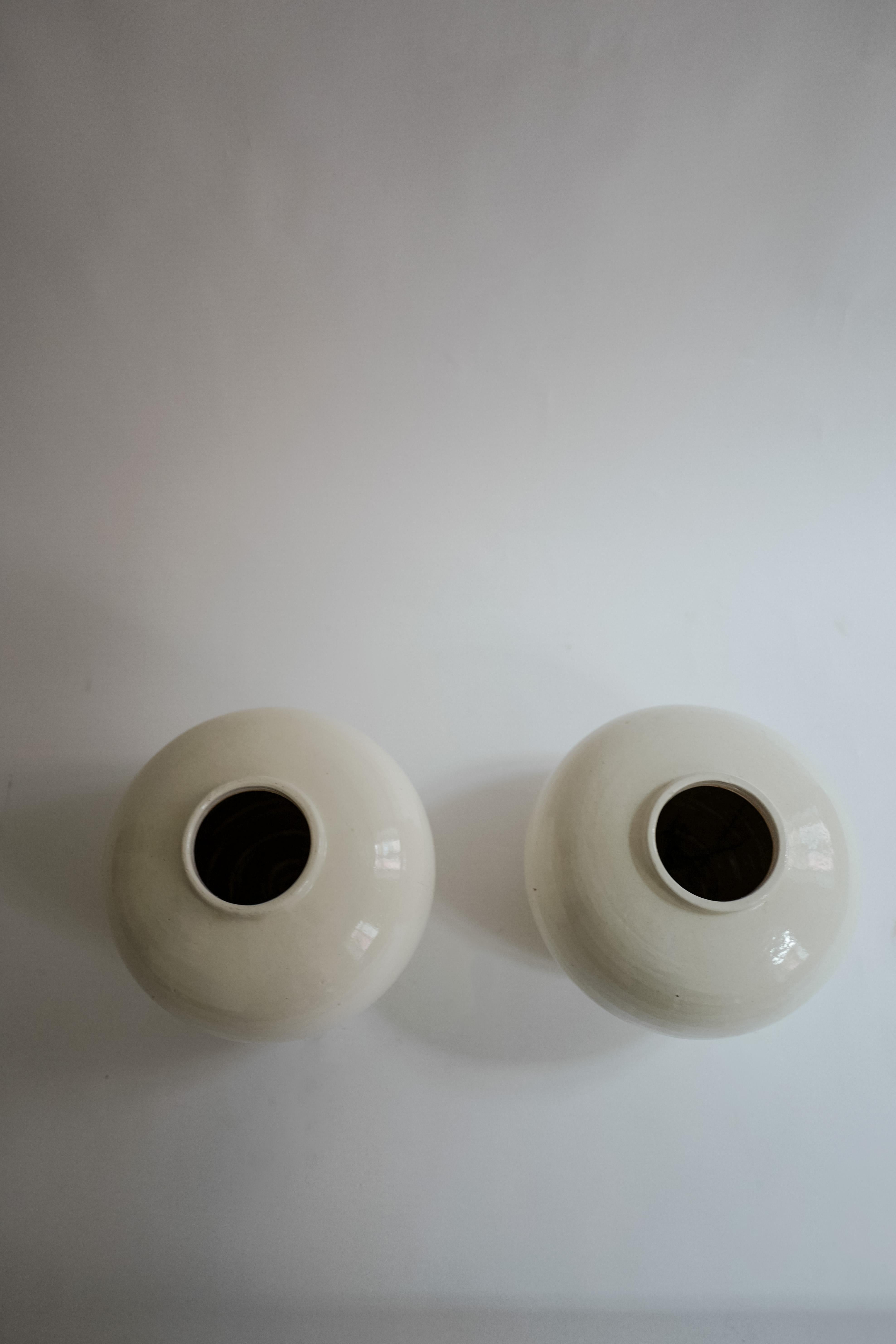 Hand-Crafted Pair White Ceramic Chinese Vases Pots or Table Lamp Base For Sale