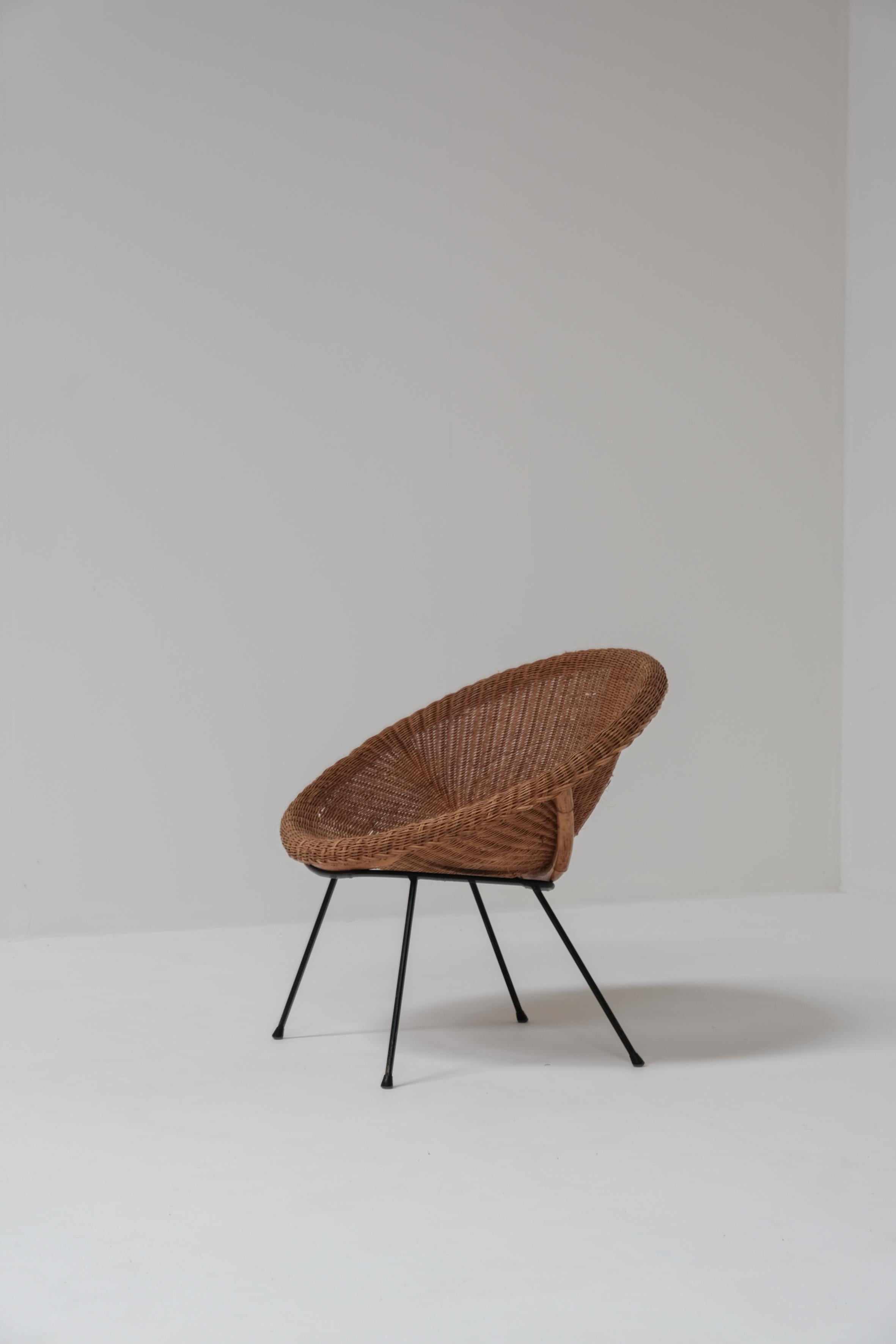 A pair of wicker bucket chairs 1970 In Good Condition In Boom, Vlaams Gewest