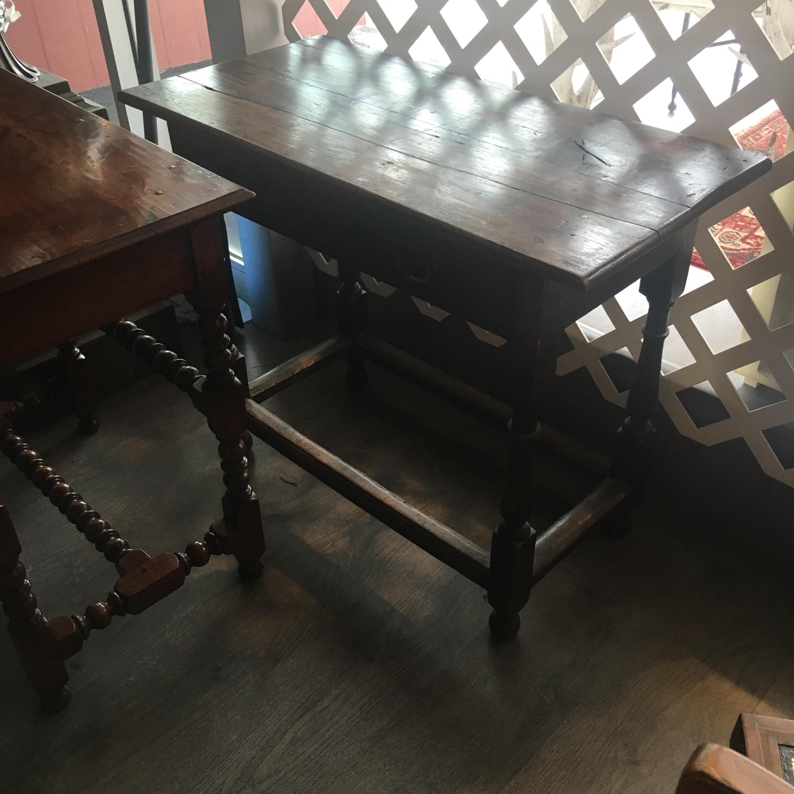 Pair of William and Mary Style Walnut Side Tables, Great Color and Patina 4