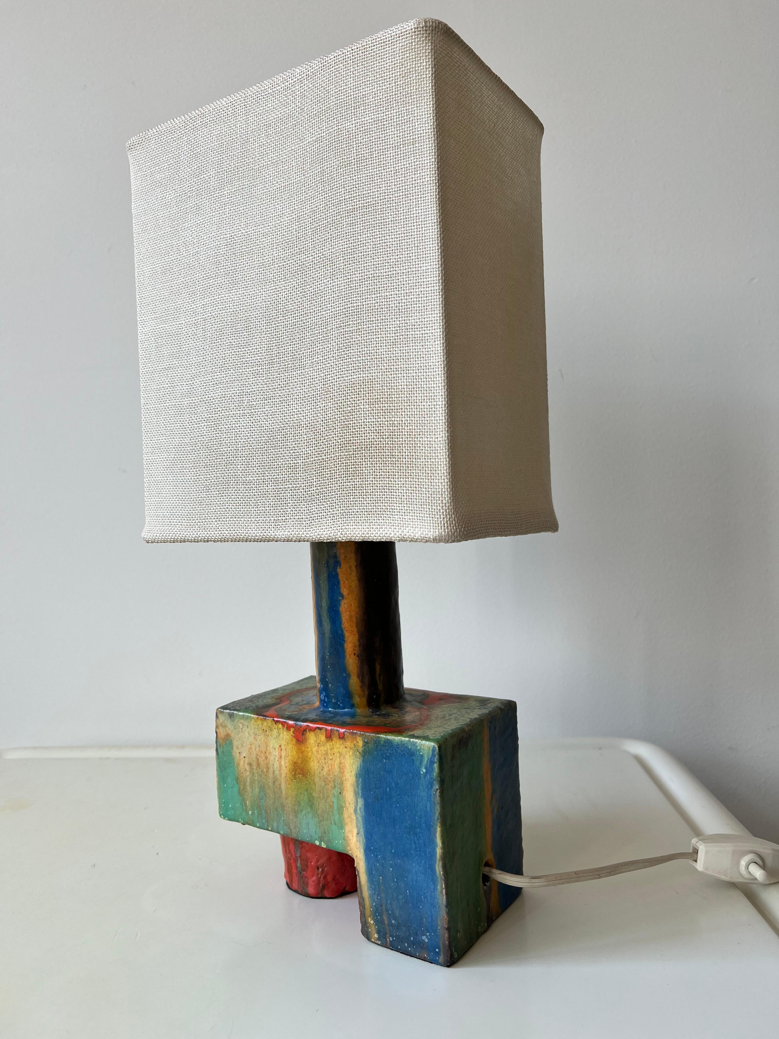 Pair of Wonderful Ceramic Table Lamps with Original Shades In Good Condition In Amstelveen, NL
