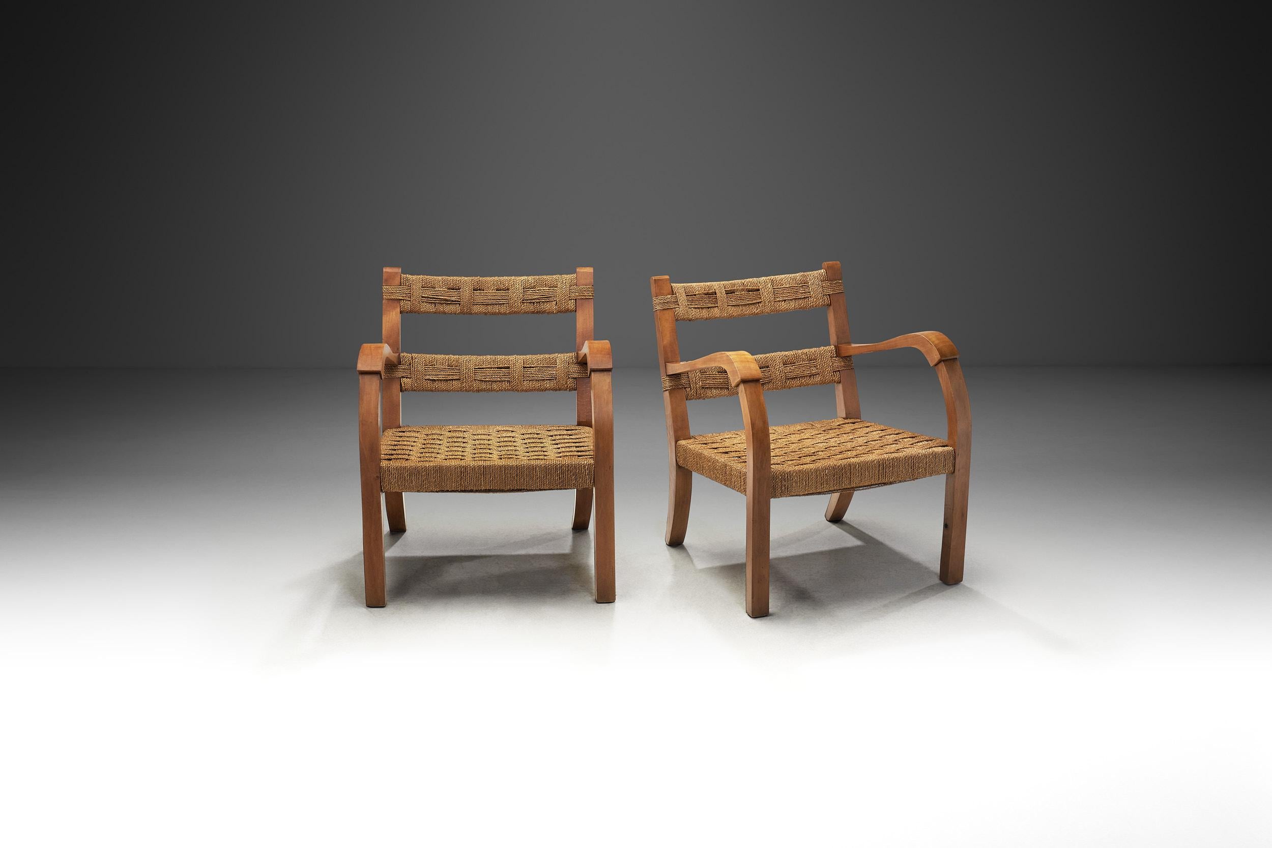 Mid-Century Modern Paire de fauteuils en bois et rotin, Italie, milieu du 20e siècle en vente