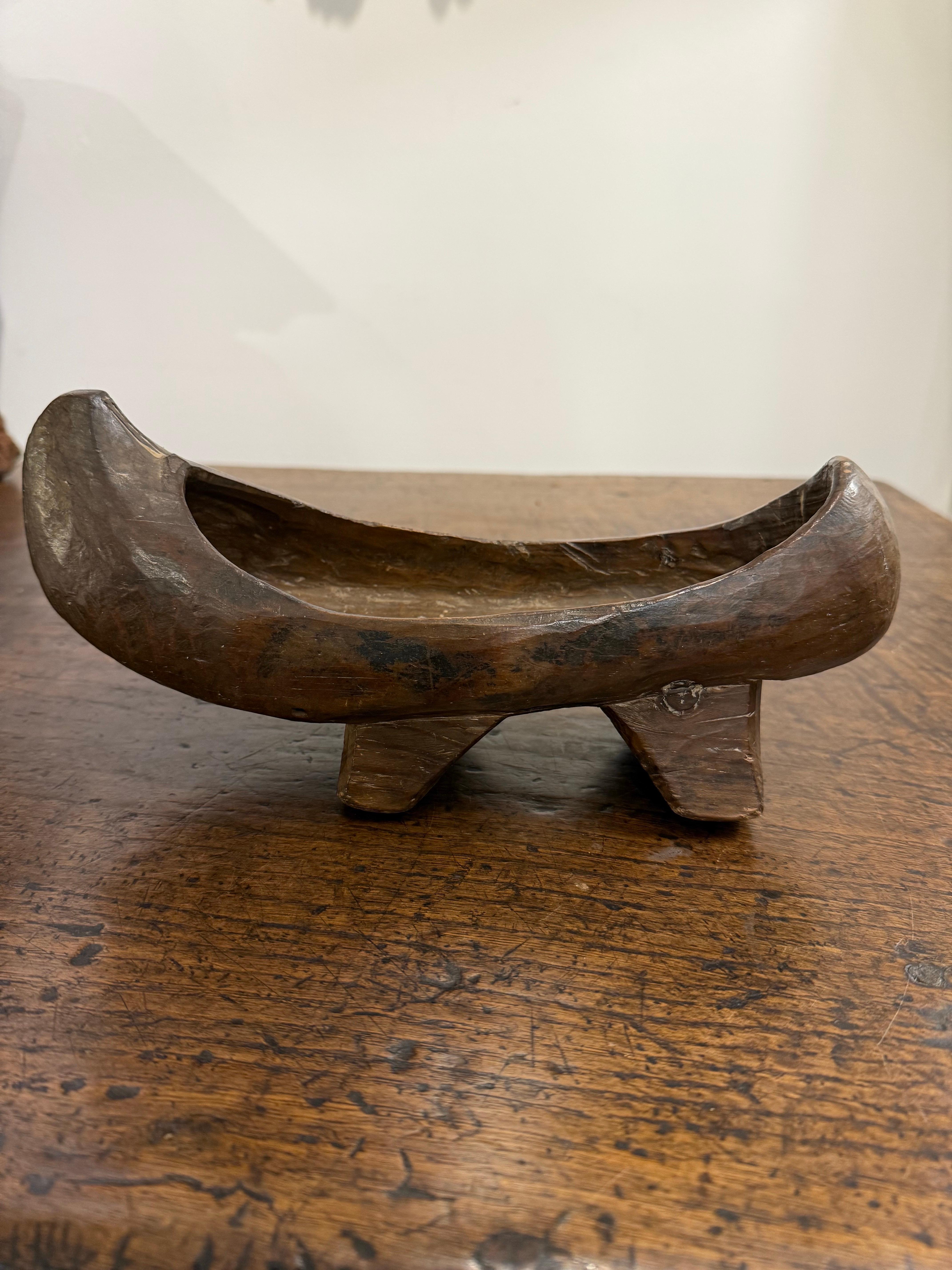 Paire de sabots en bois (Namaskin), Corée, Dynastie Joseon, XIXe siècle Bon état - En vente à ARMADALE, VIC