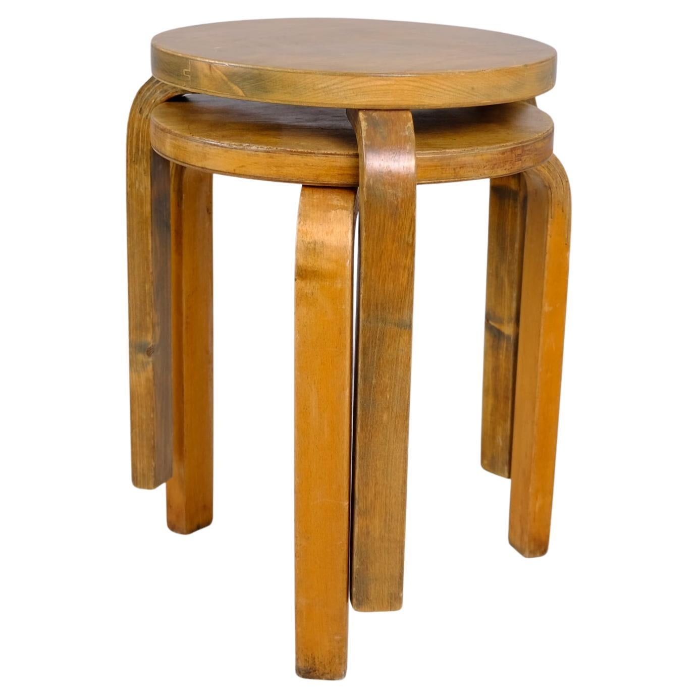 A Pair of Wooden Mid-Century Modern Alvar Aalto Stools Model 60, Artek 1950s