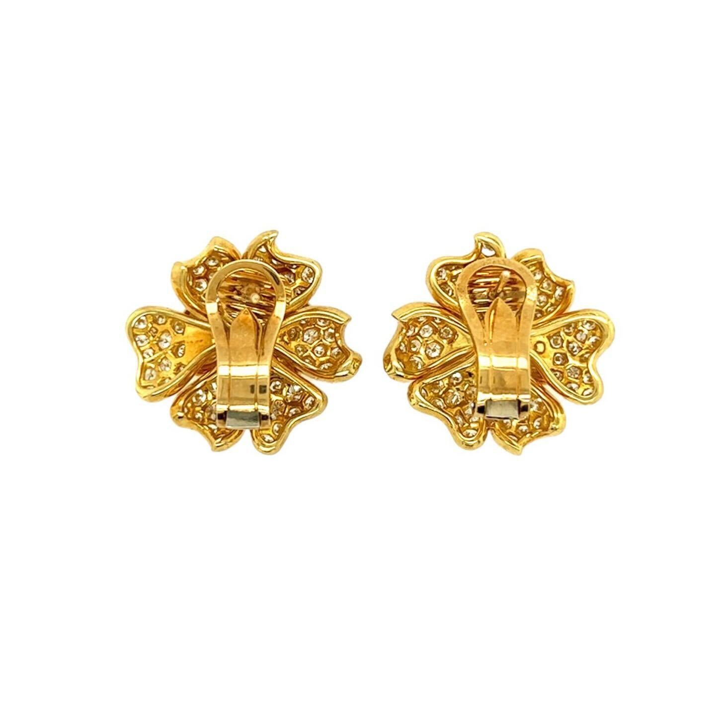 Round Cut Pair of Yellow Gold and Diamond Flower Earrings