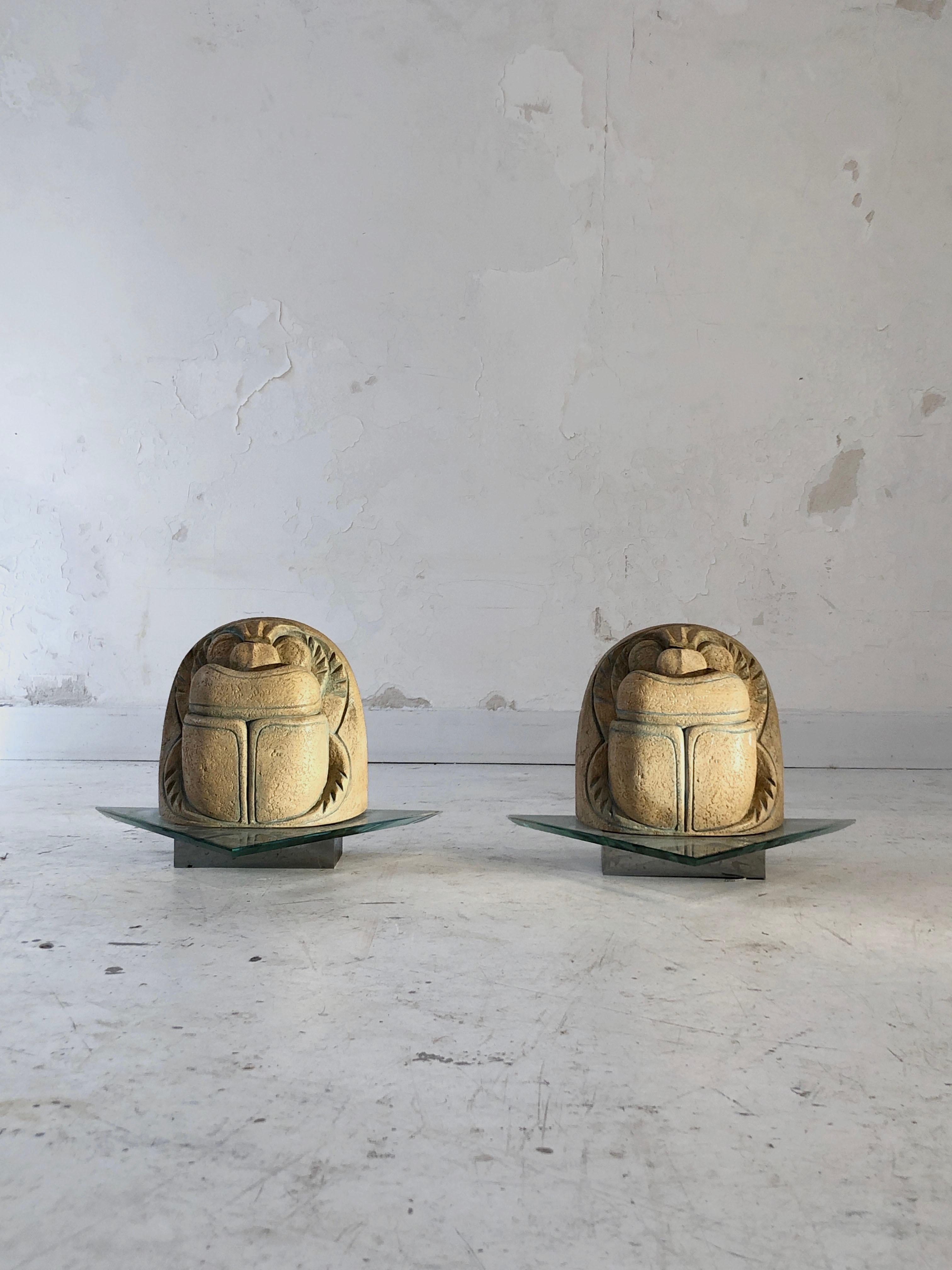 Pareja de APARATOS DE PARED ESCULTÓRICOS ZOOMÓRFICOS SURREALÍSTICOS, Francia, 1970-1980 Renacimiento neoclásico en venta