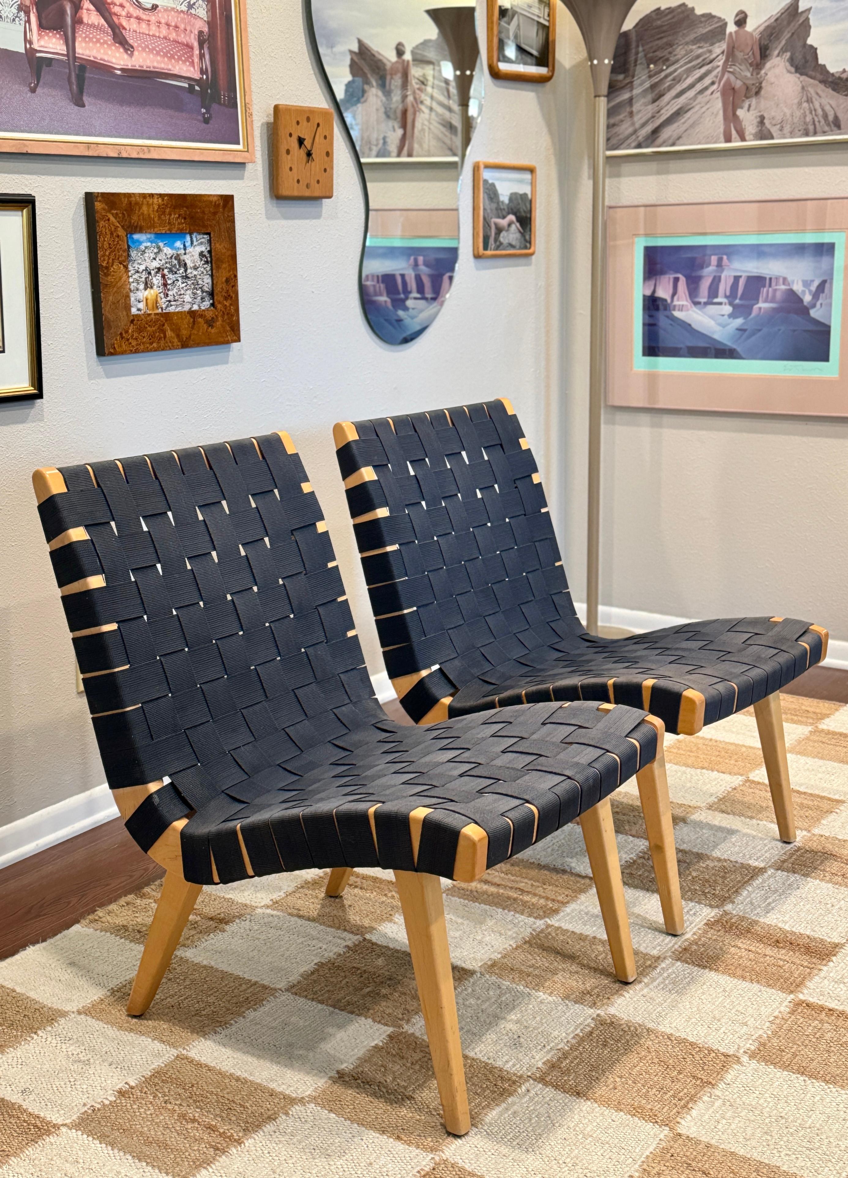 Mid-Century Modern Une paire de chaises longues modèle 654 de Jens Risom, conçues dans les années 1940 pour Knoll en vente