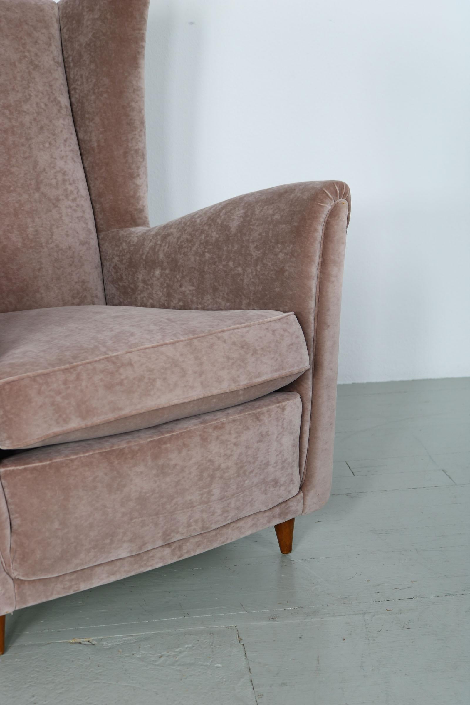 Pair of Melchiorre Bega Wing Chairs from the 1950s For Sale 3