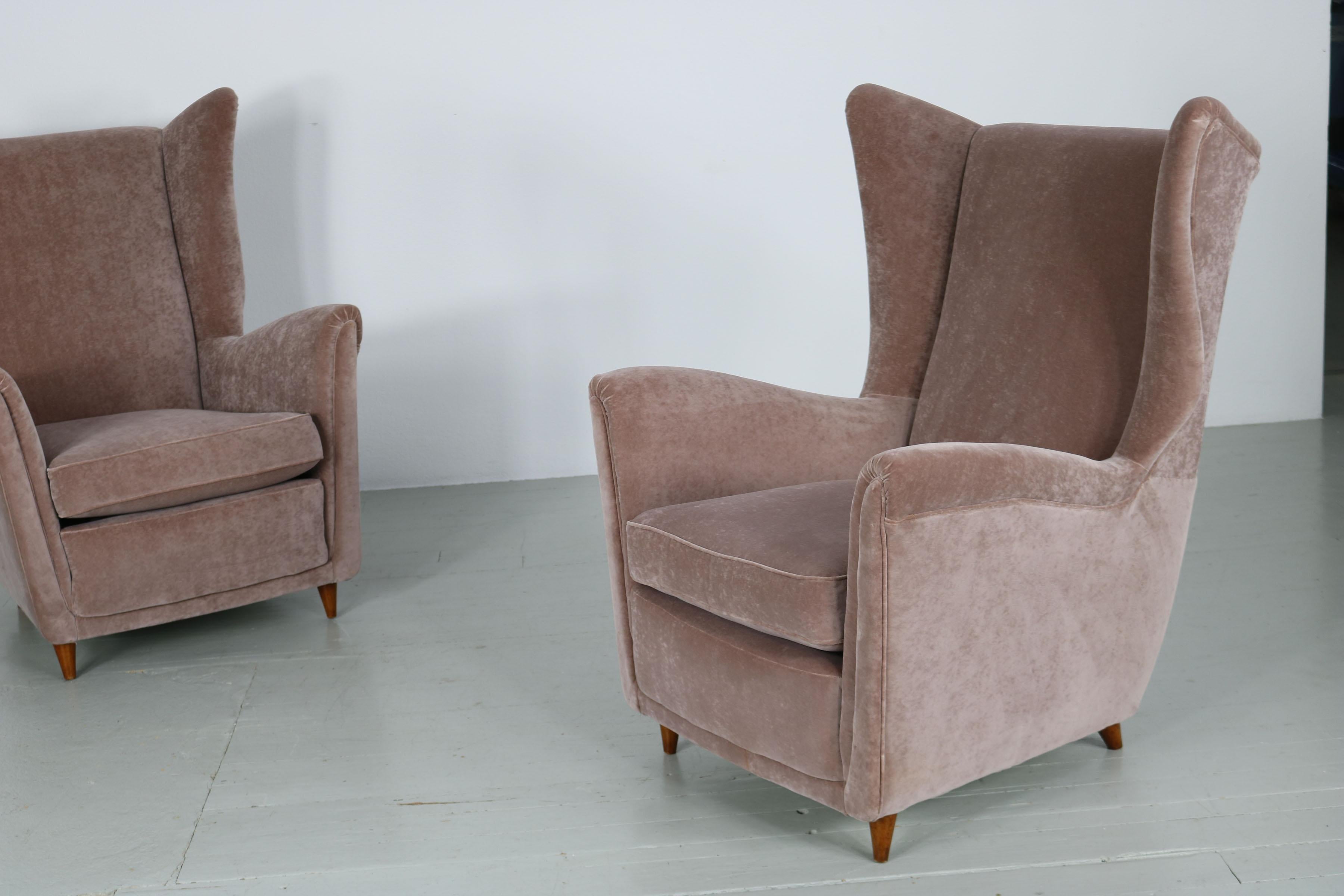 Pair of Melchiorre Bega Wing Chairs from the 1950s For Sale 12