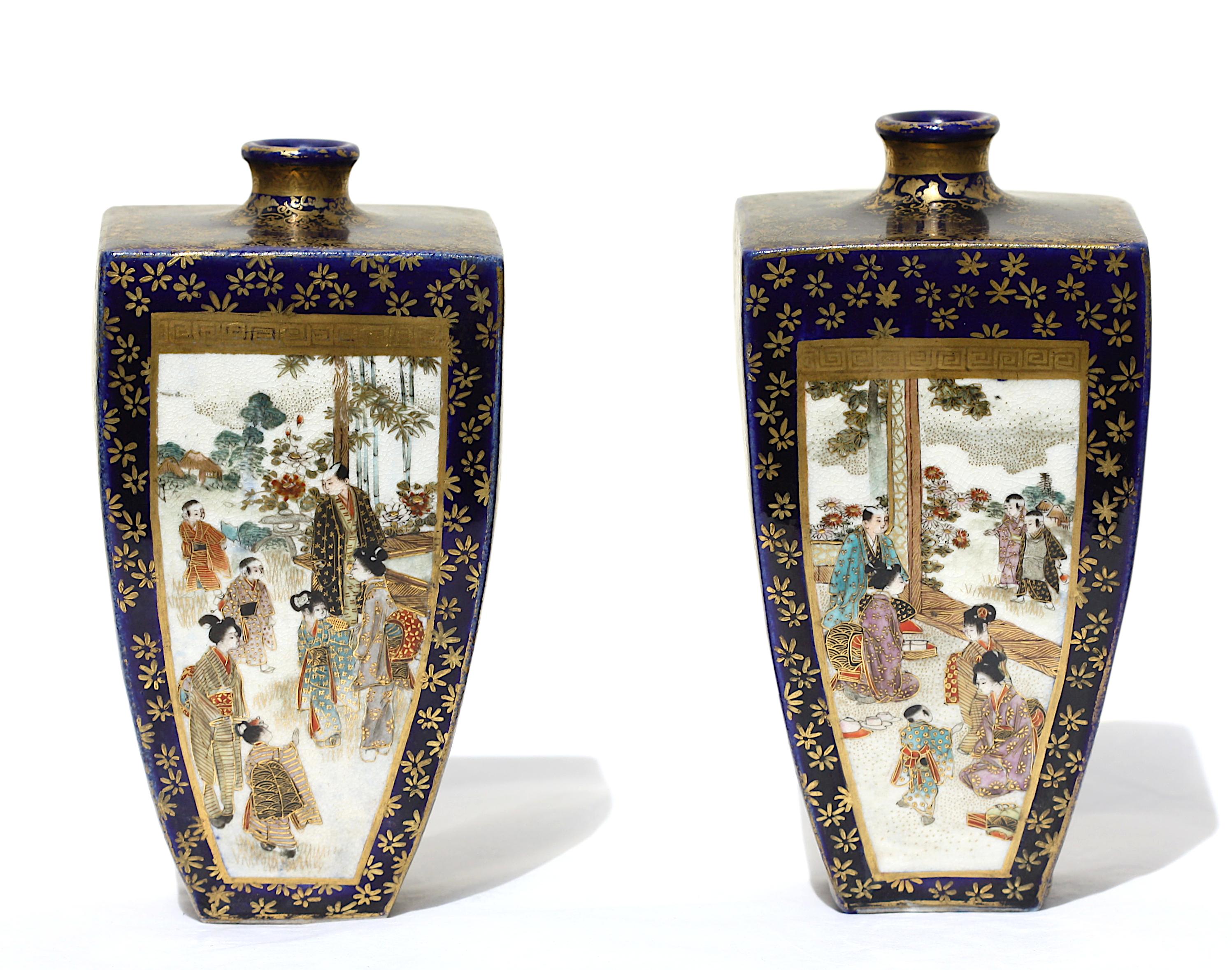 A Pair Satsuma earthenware vases by Kinkozan, Meiji period For Sale 4
