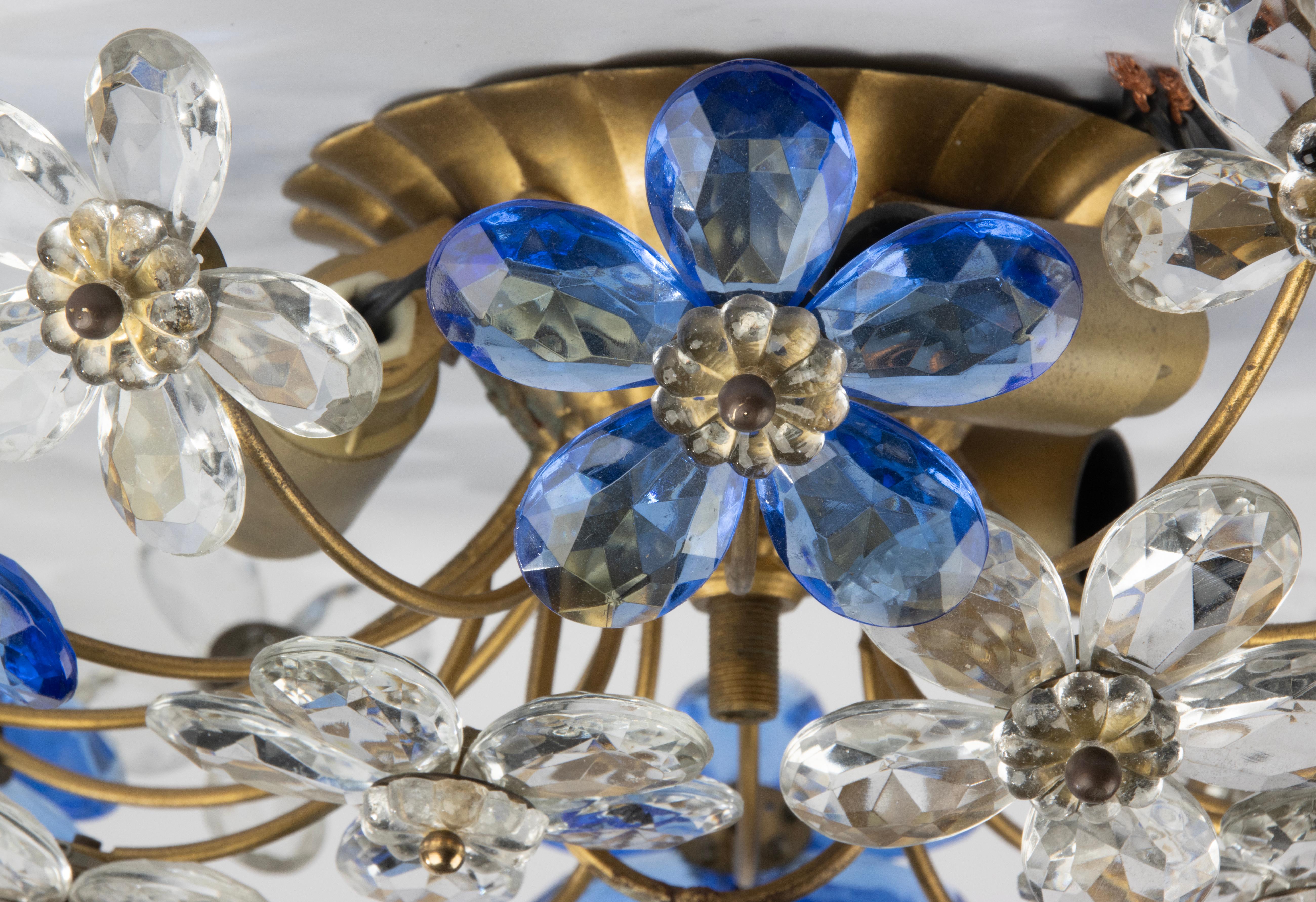 Ein Paar Vintage Crystal Flower Ceiling Lights - Italien - Blaues und klares Kristall 2