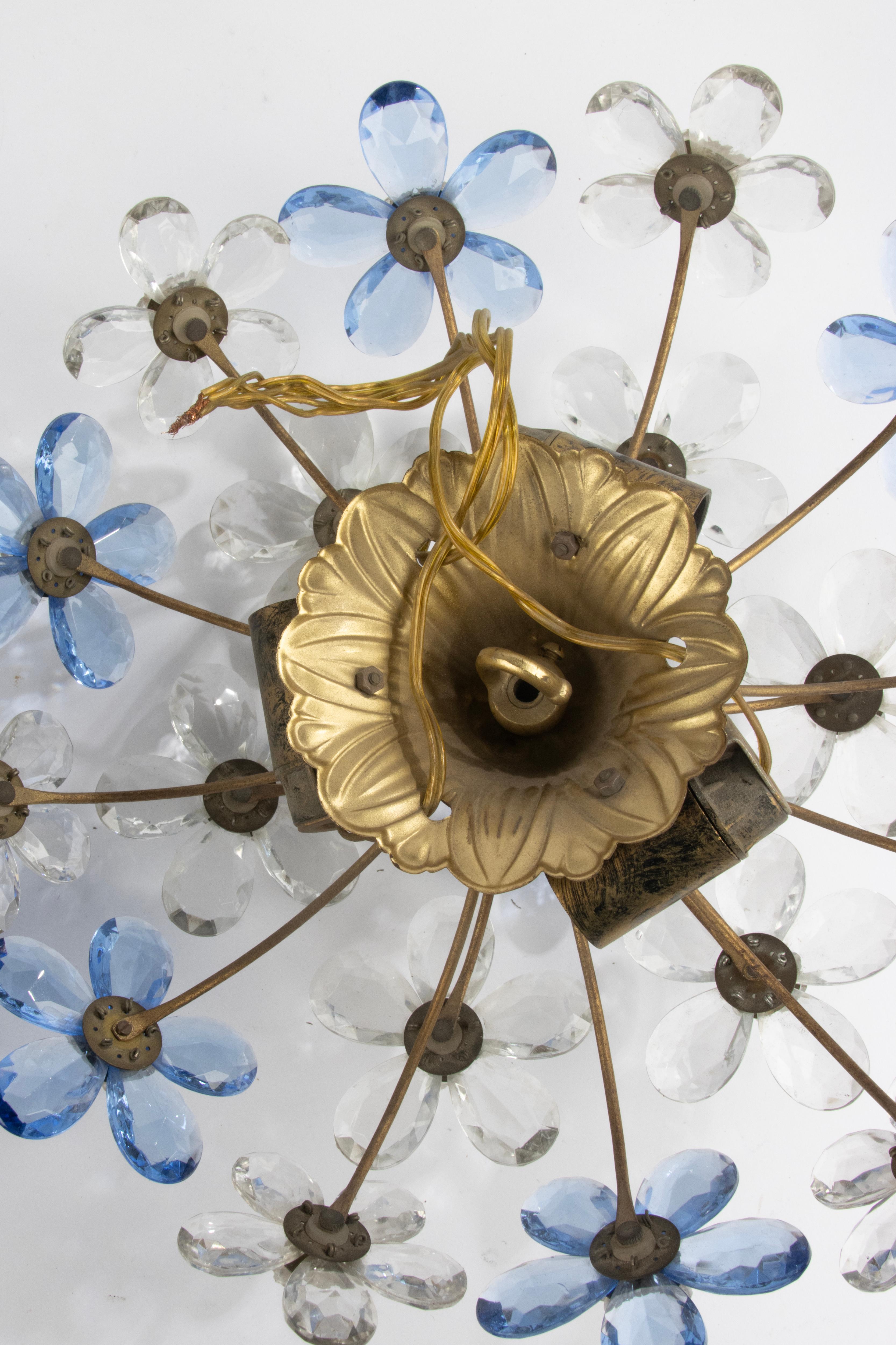 Ein Paar Vintage Crystal Flower Ceiling Lights - Italien - Blaues und klares Kristall 11