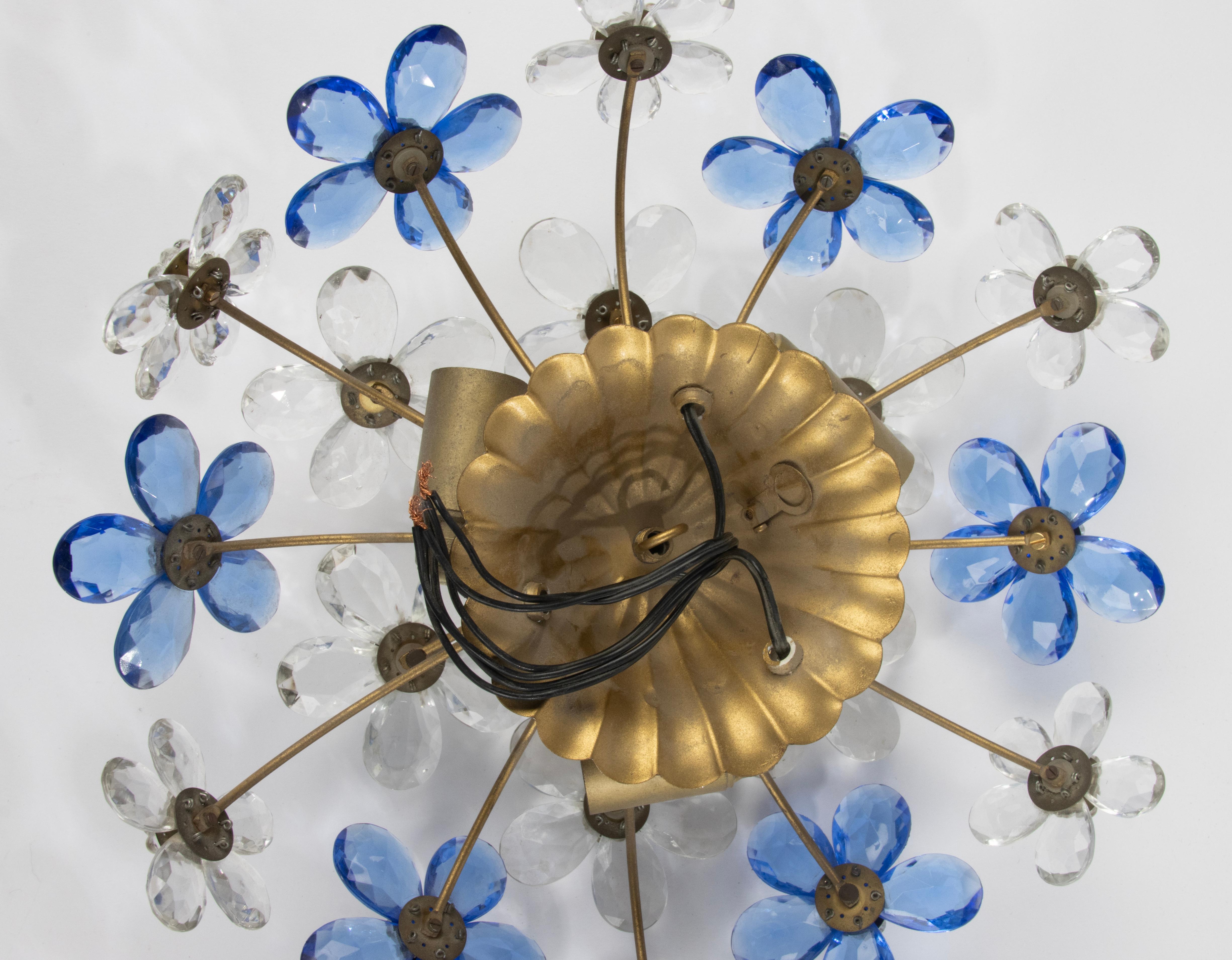 Ein Paar Vintage Crystal Flower Ceiling Lights - Italien - Blaues und klares Kristall 12