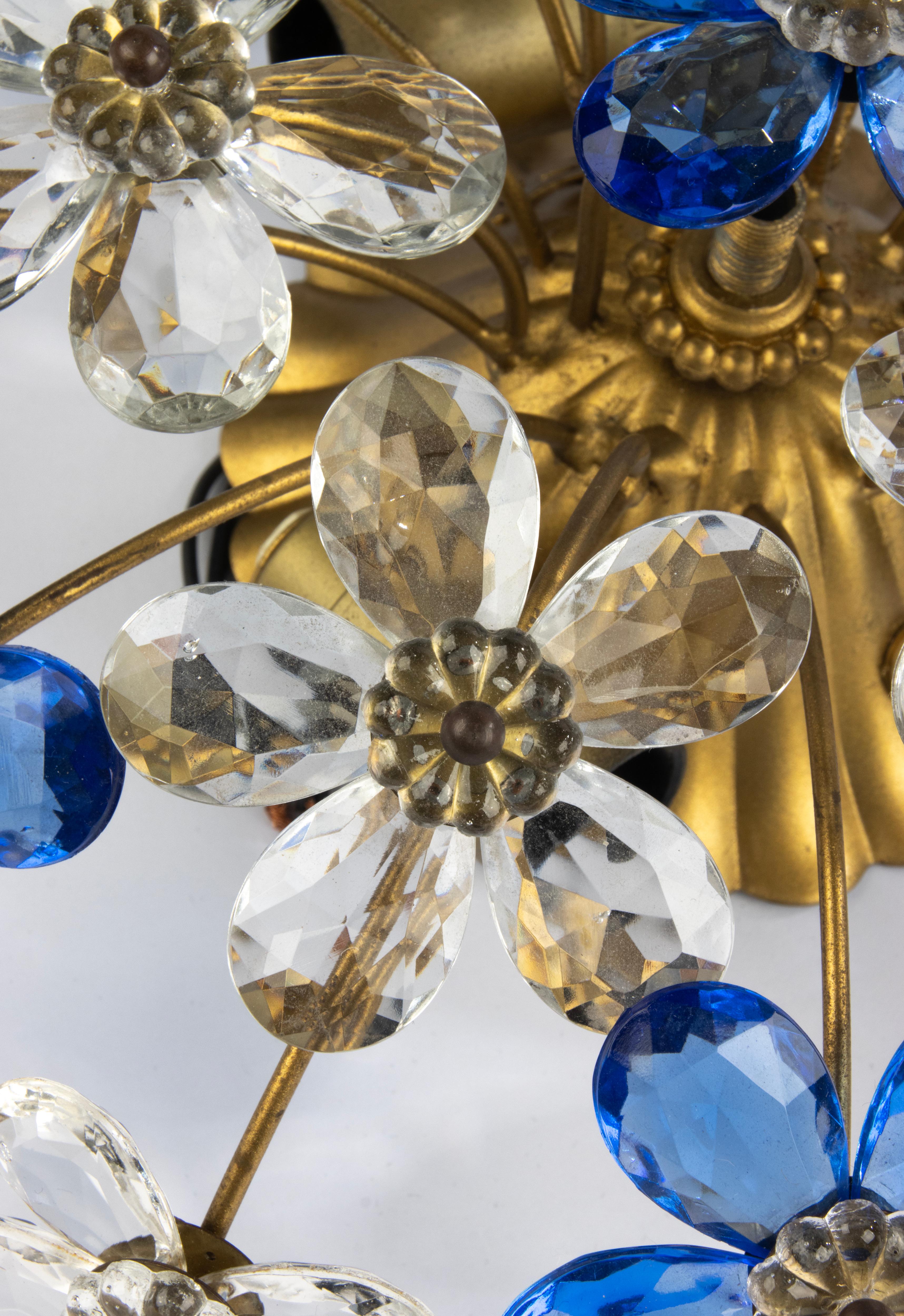 Ein Paar Vintage Crystal Flower Ceiling Lights - Italien - Blaues und klares Kristall (Metall)