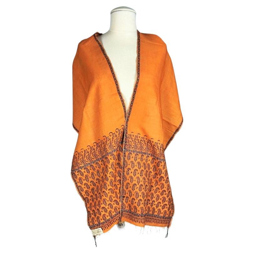 A Paisley Saffron cashmere scarf - Scotland - Victorian period Circa 1860 For Sale