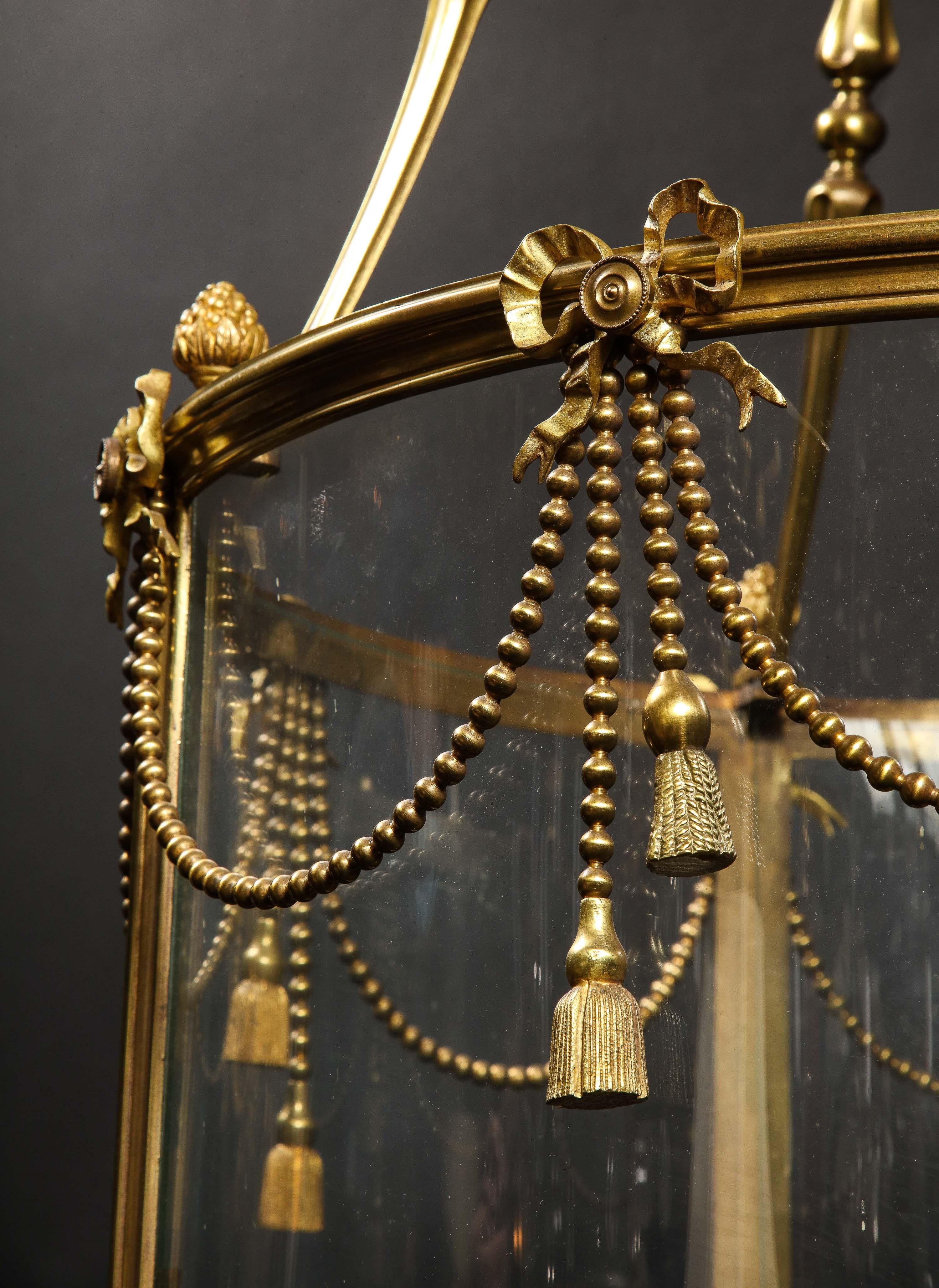 Linterna palaciega y masiva de bronce dorado de varias luces Antique French Louis XVI en venta 5