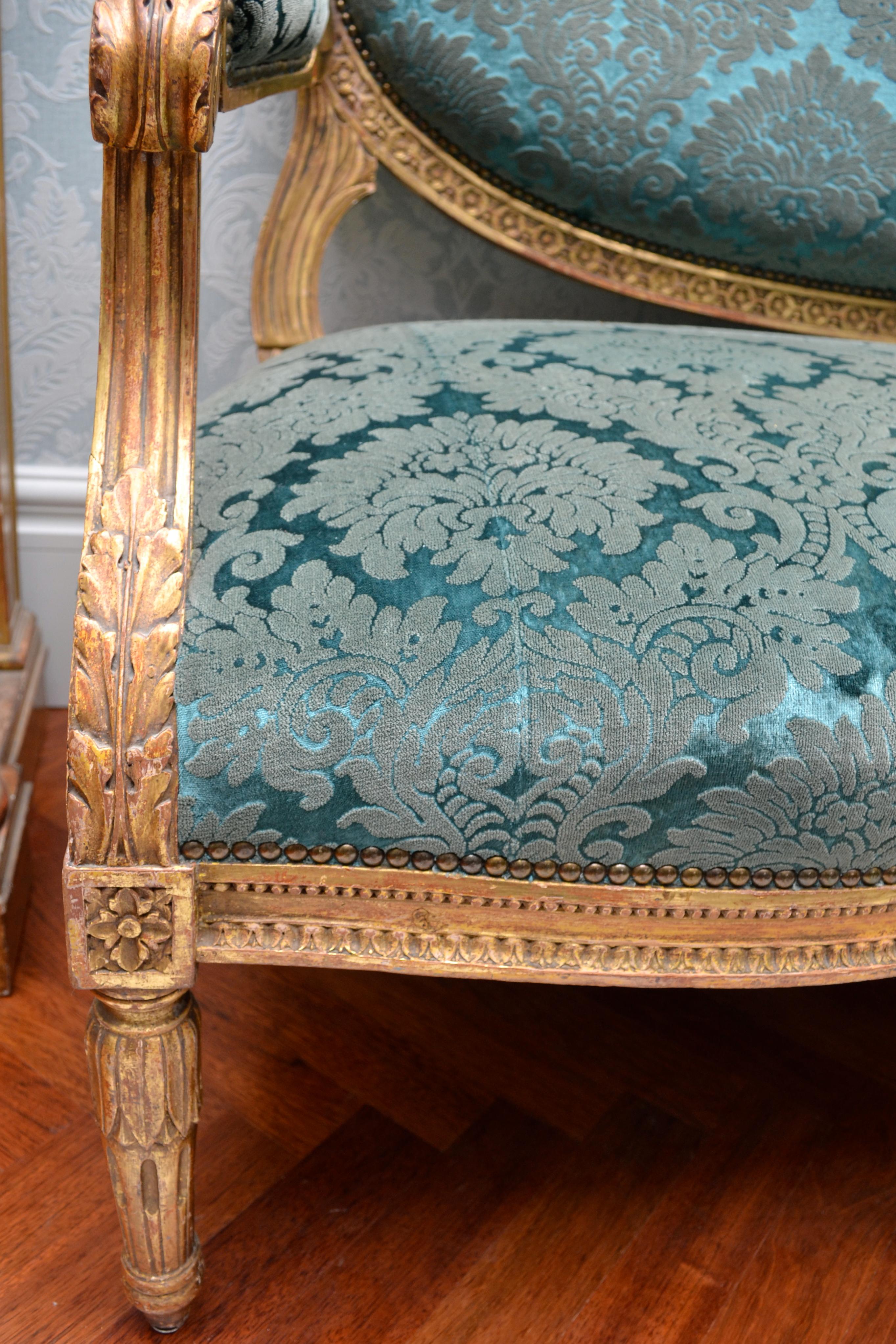A Palatial Scale 19th Century Louis XVI Style Giltwood Salon Set For Sale 6
