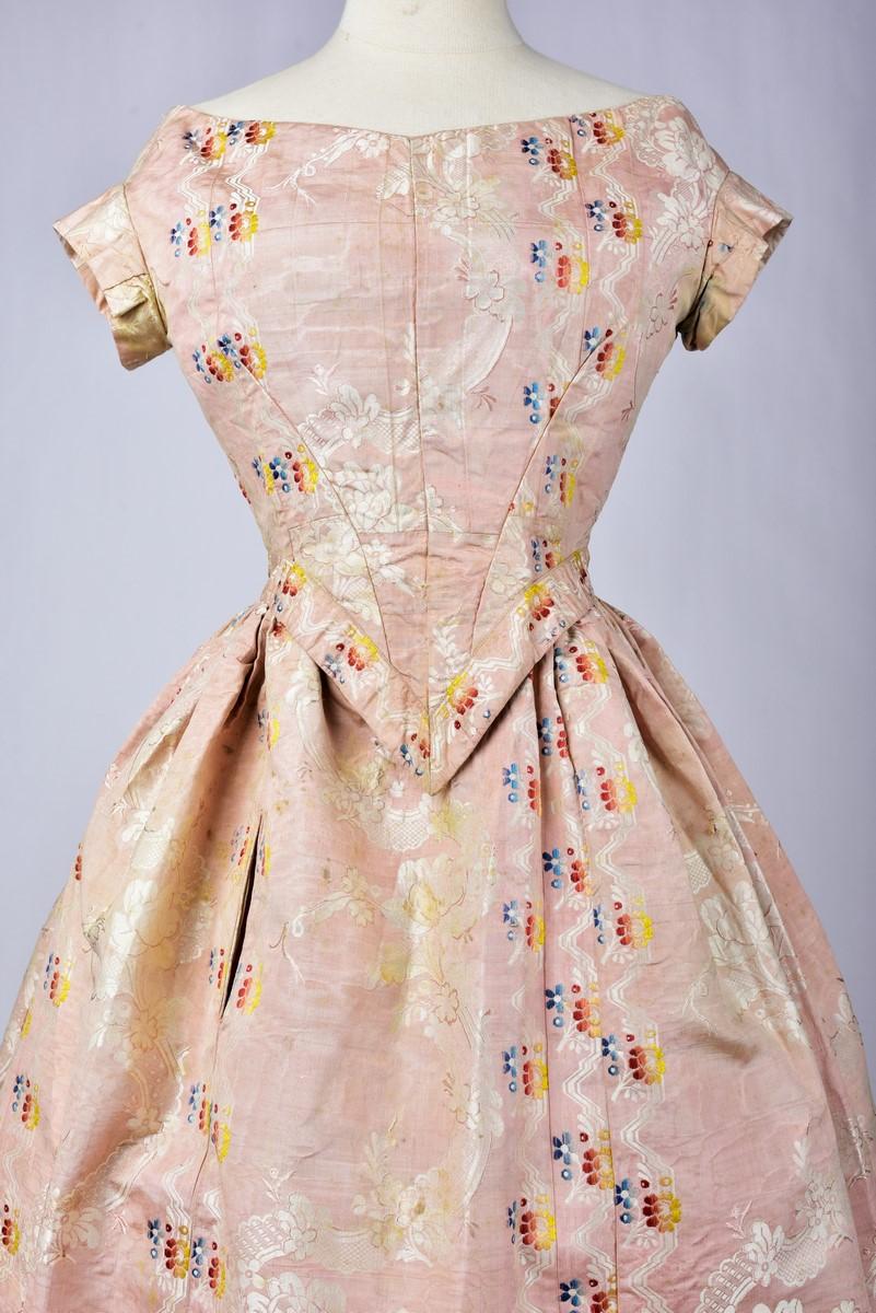 Women's A Pale pink brocaded Moiré silk Crinoline ball gown Circa 1860 For Sale