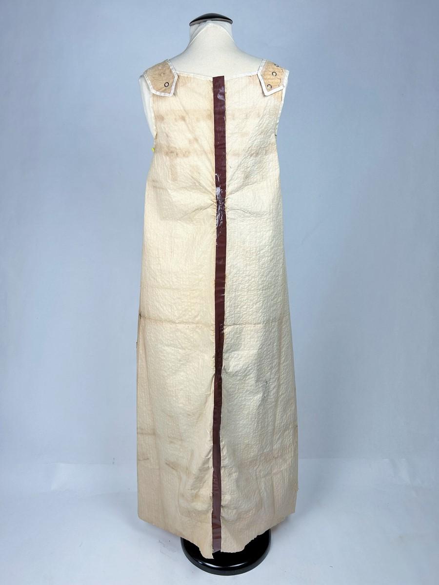 Abito di carta e nastro adesivo di Anik Robelin per Paco Rabanne Paris - C.C. 1967 in vendita 3