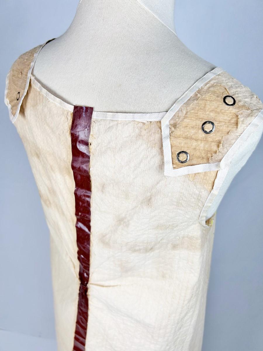 Abito di carta e nastro adesivo di Anik Robelin per Paco Rabanne Paris - C.C. 1967 in vendita 4