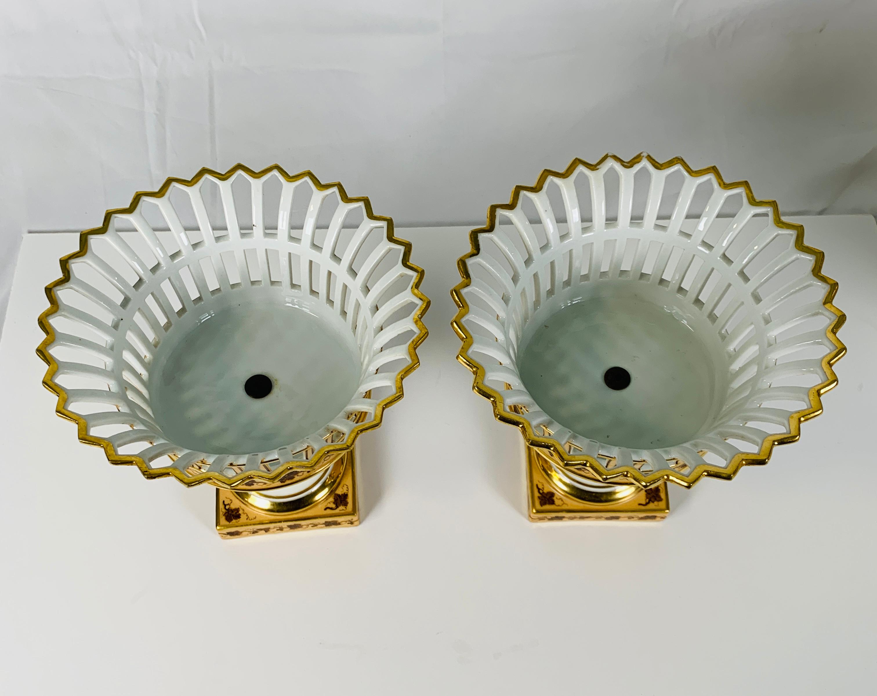 Paris Porcelain Set of Three French Antique Porcelain Baskets Made, circa 1840 6