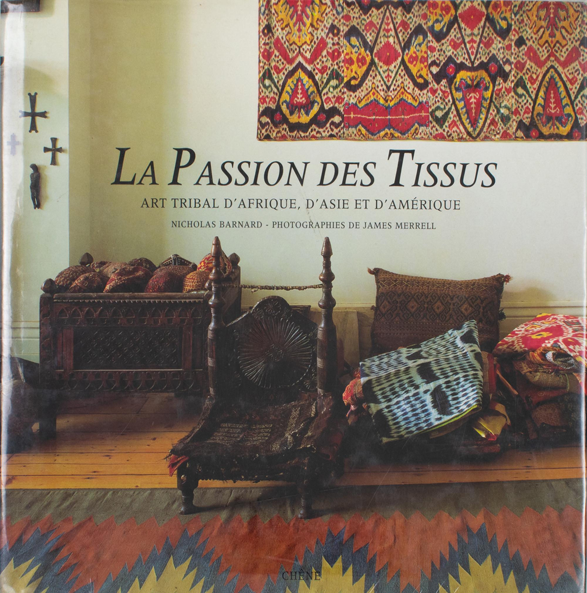 Une passion pour les textiles, livre en français de Nicholas Barnards, 1989 en vente