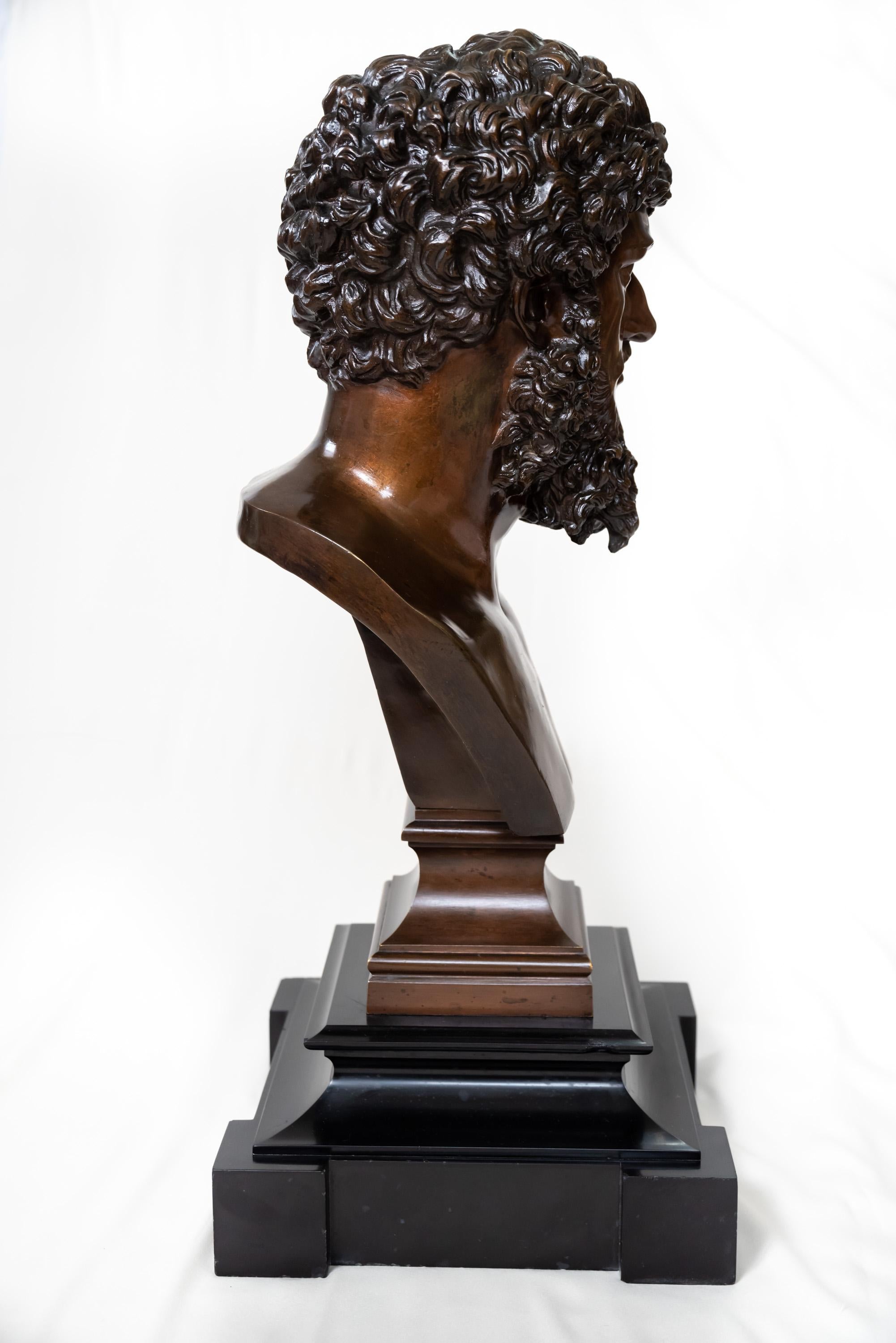 Français Buste de Lucius Verus en bronze patiné en vente