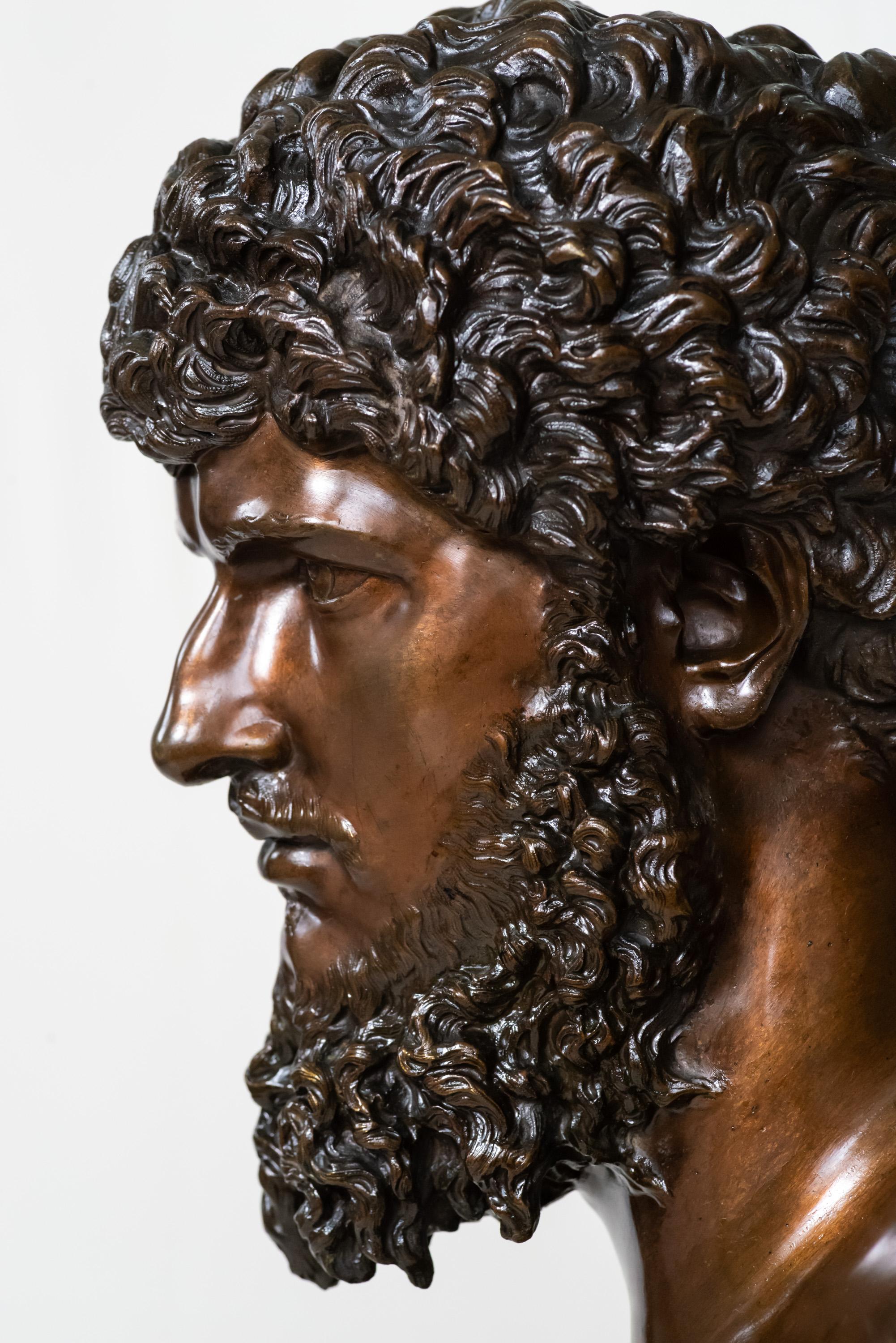 Buste de Lucius Verus en bronze patiné en vente 1