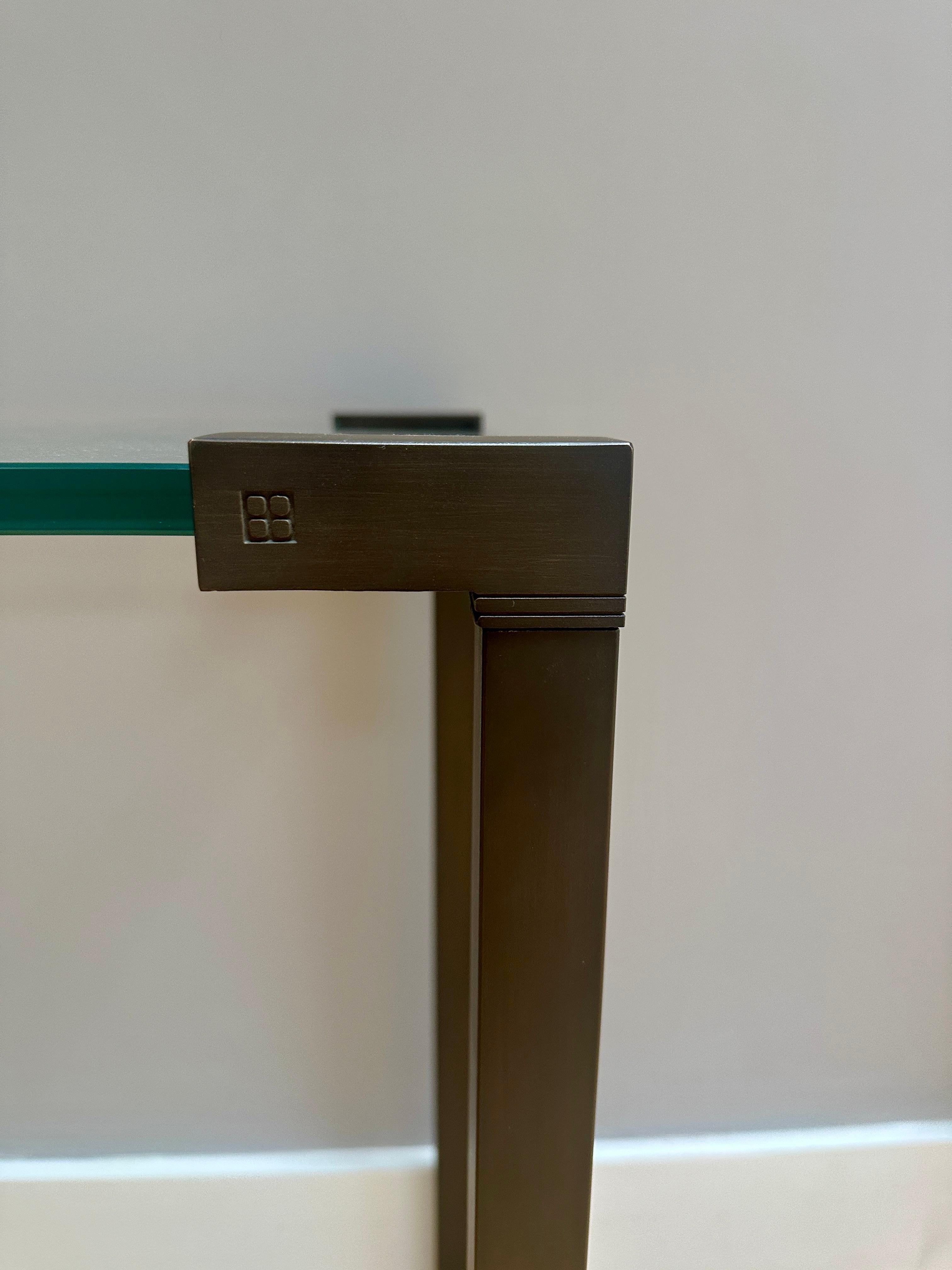 Tavolo da console in bronzo patinato di Peter Ghyczy in vendita 5