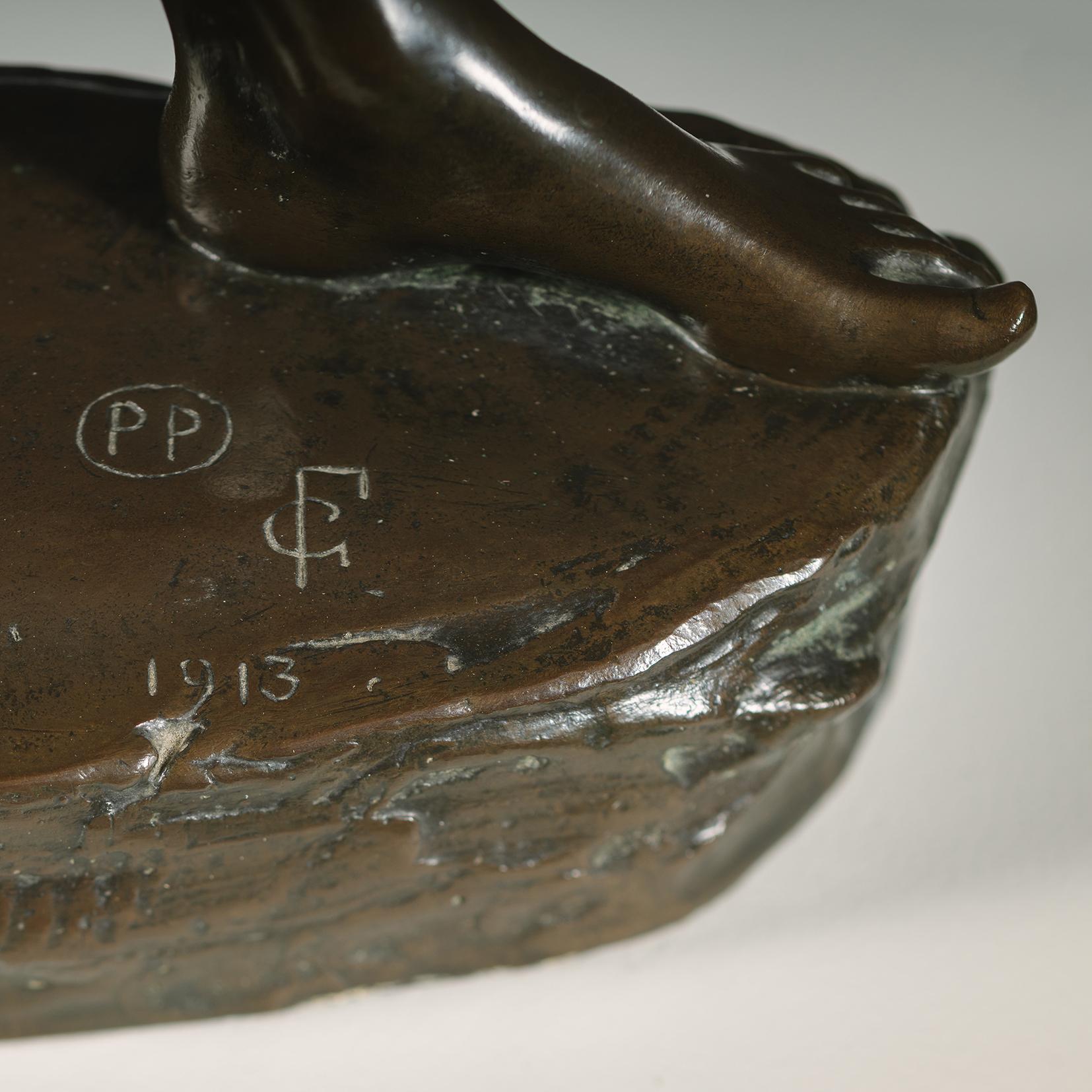 Figura in bronzo patinato di 'Peters Pan', di Sir George James Frampton in vendita 2